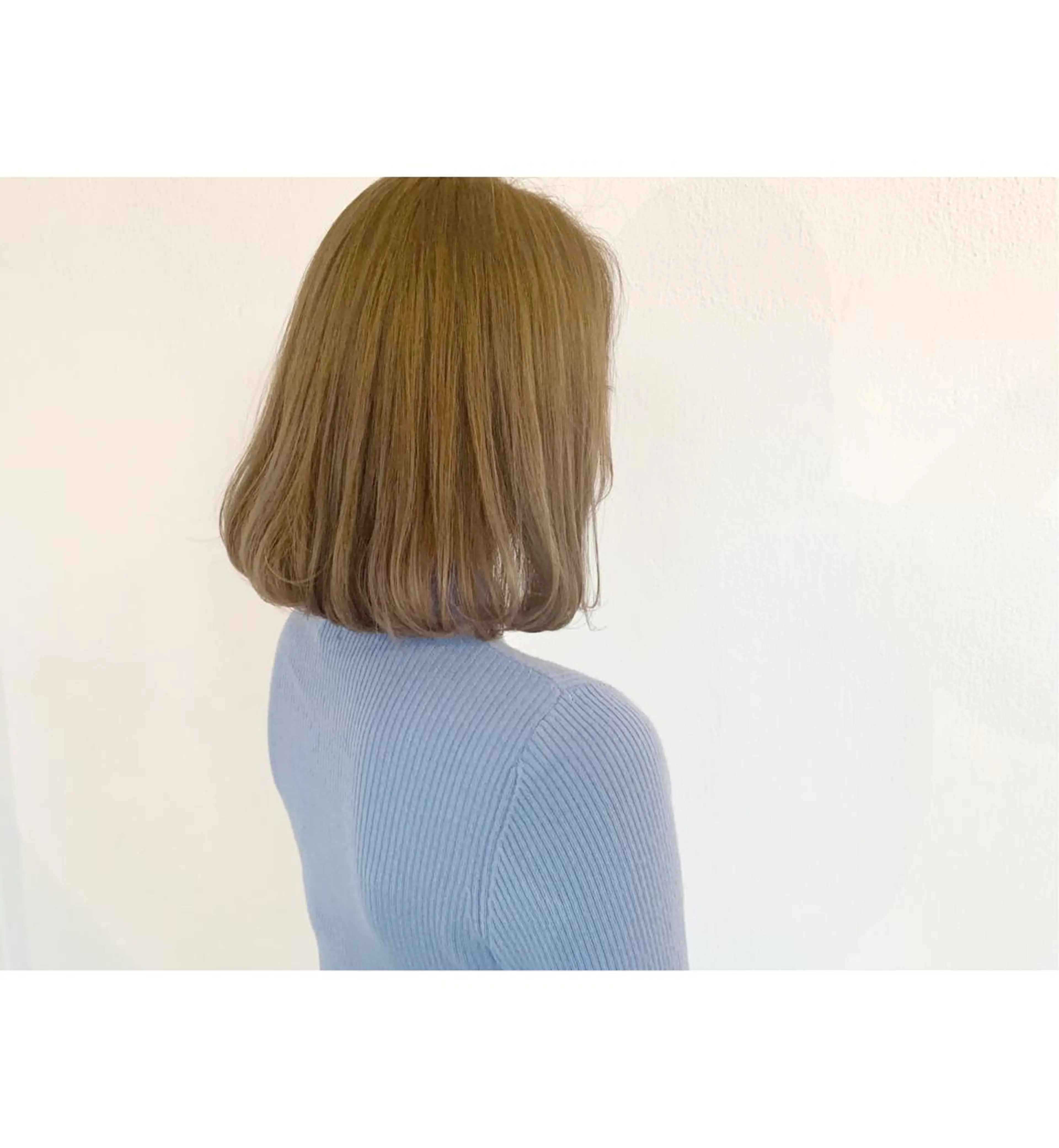 ミディアム karen ☺︎のヘアスタイル