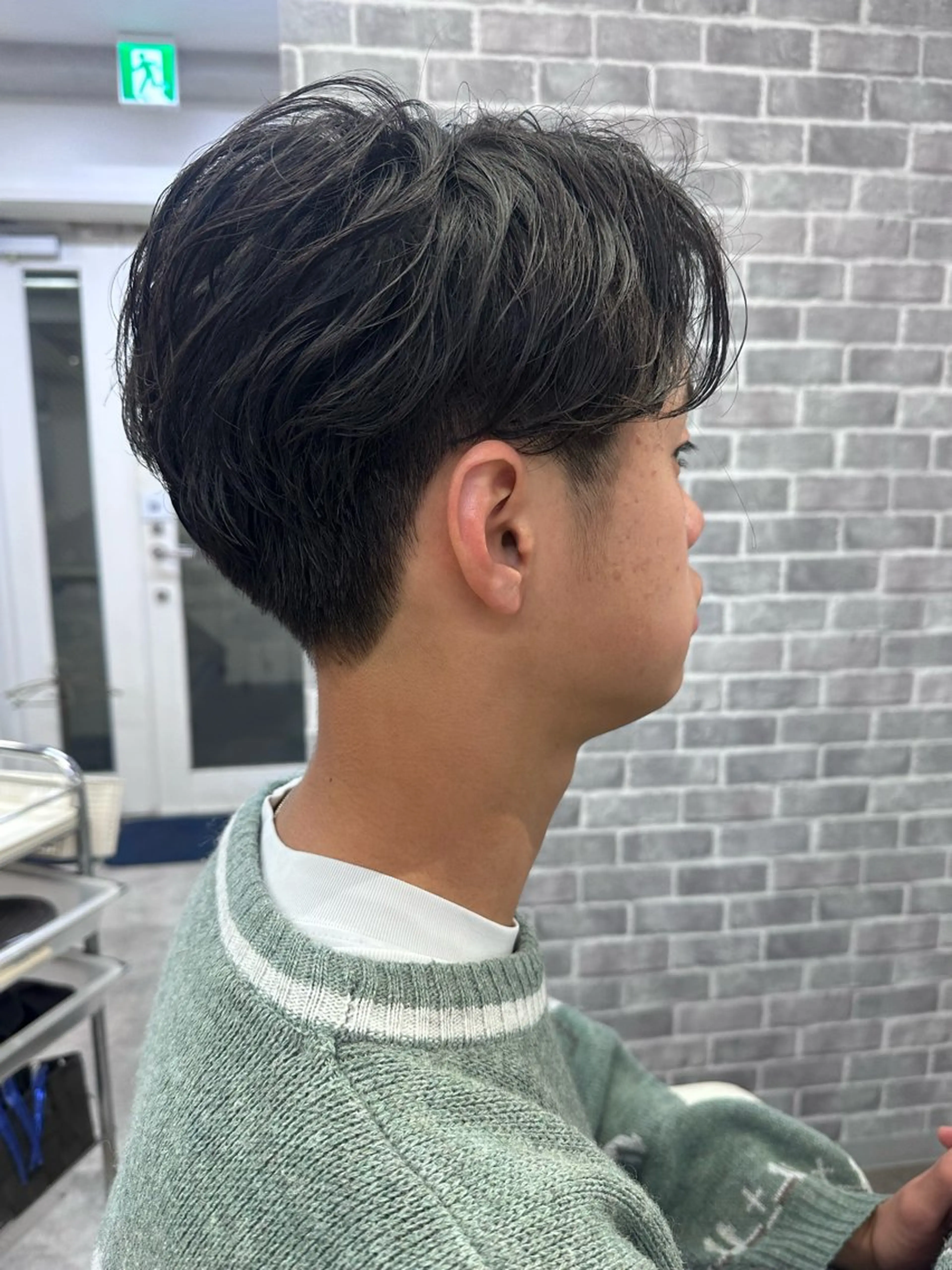 パーマ メンズ フェザーパーマ メンズパーマ ツーブロック Noyヨシモト ヒロトのヘアスタイル