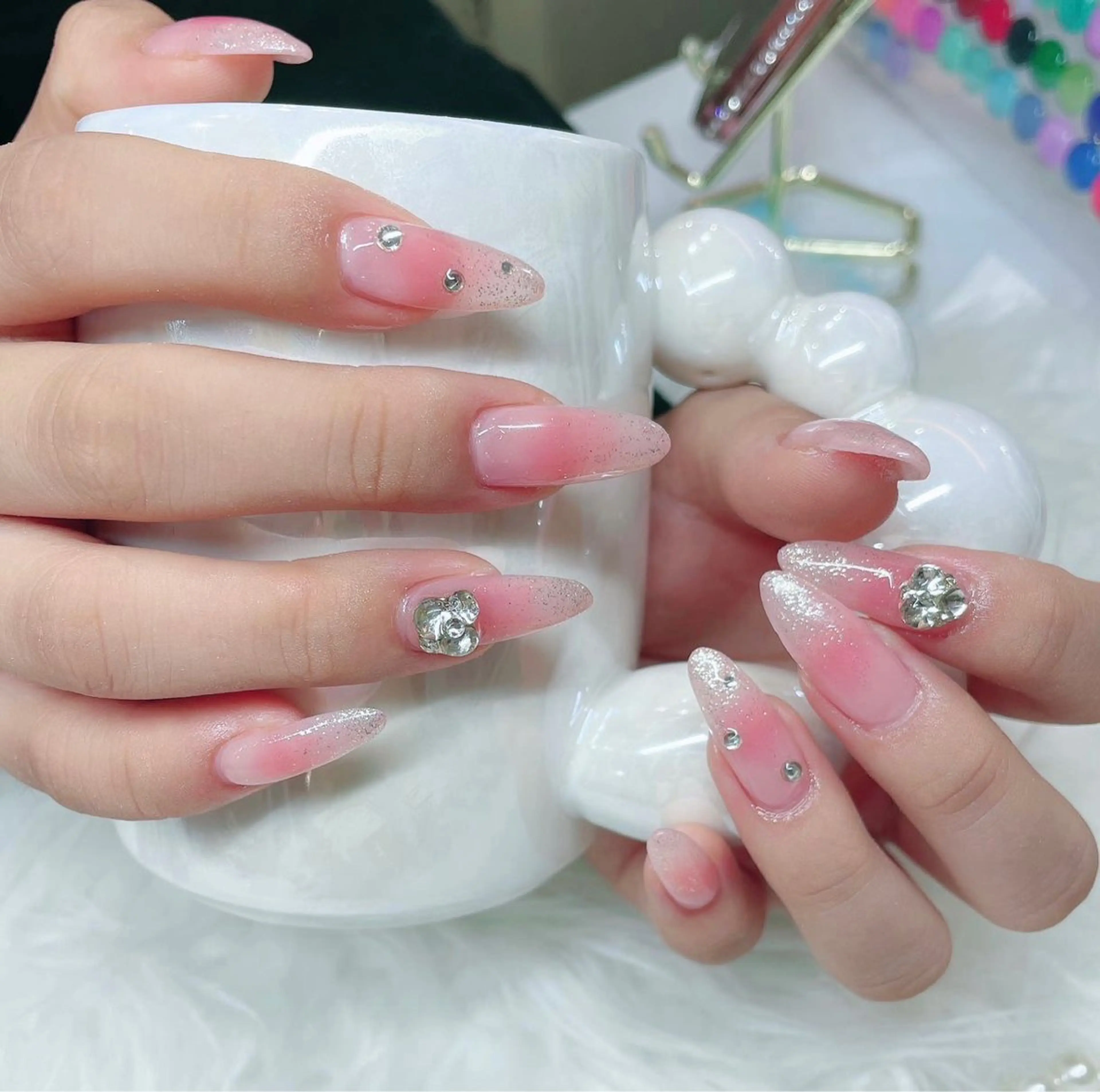 ネイル ハンドネイル &ME ネイルサロンのネイルデザイン