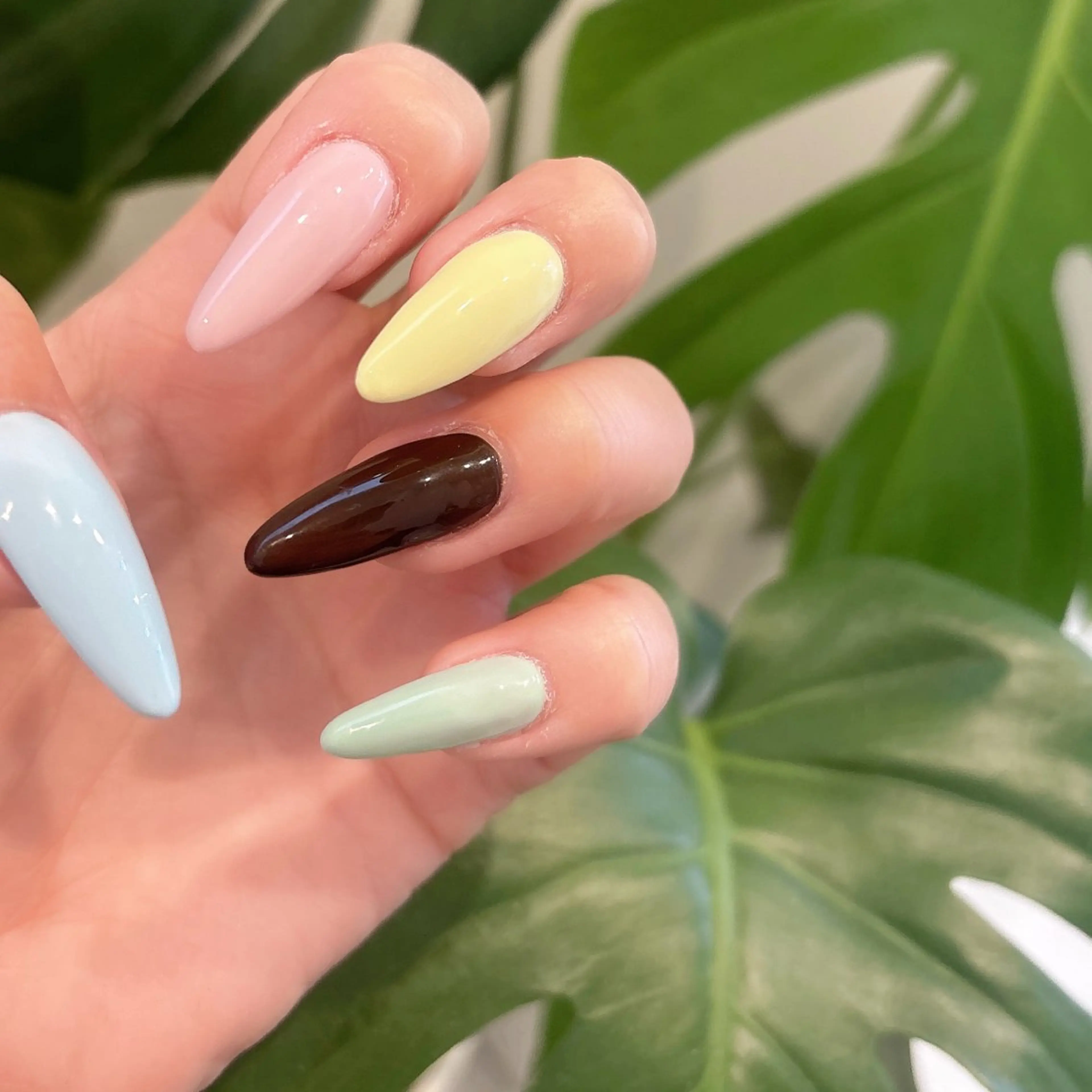 ネイル nail by R'eのネイルデザイン