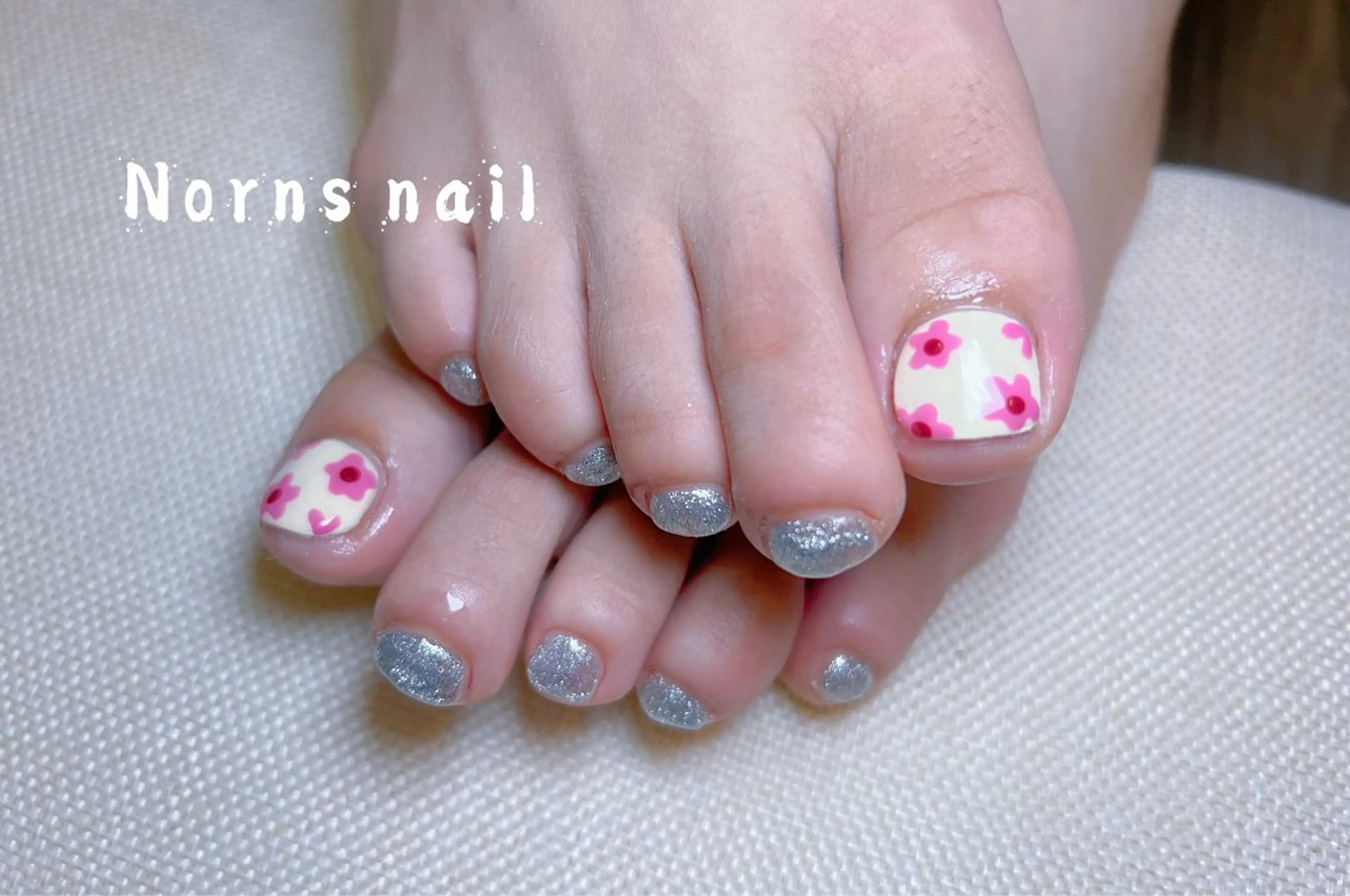 ネイル Norns nail (猫いるサロン🐈)のネイルデザイン
