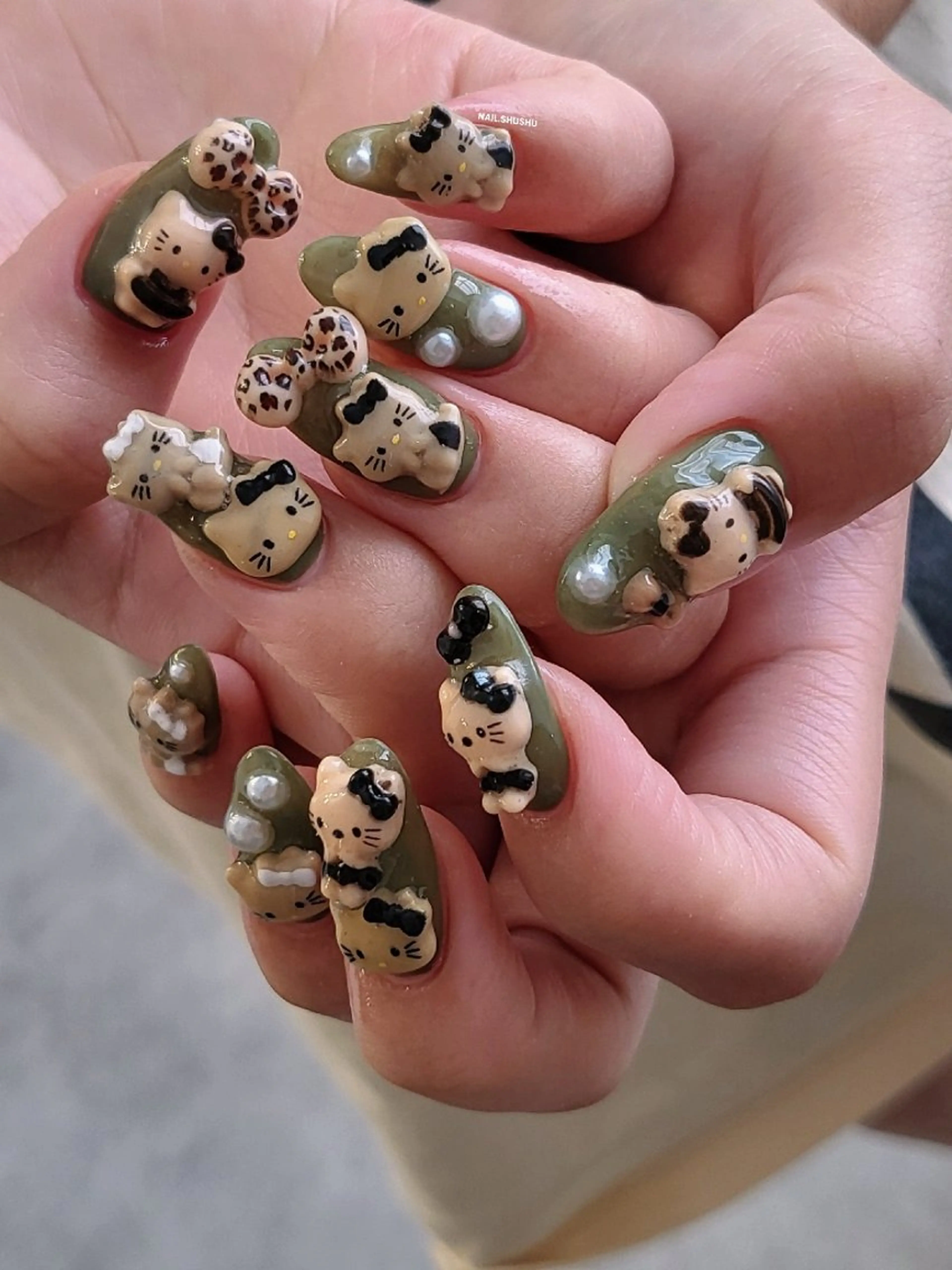 ネイル 3dパーツ/流行り 👧shushu❤️のネイルデザイン
