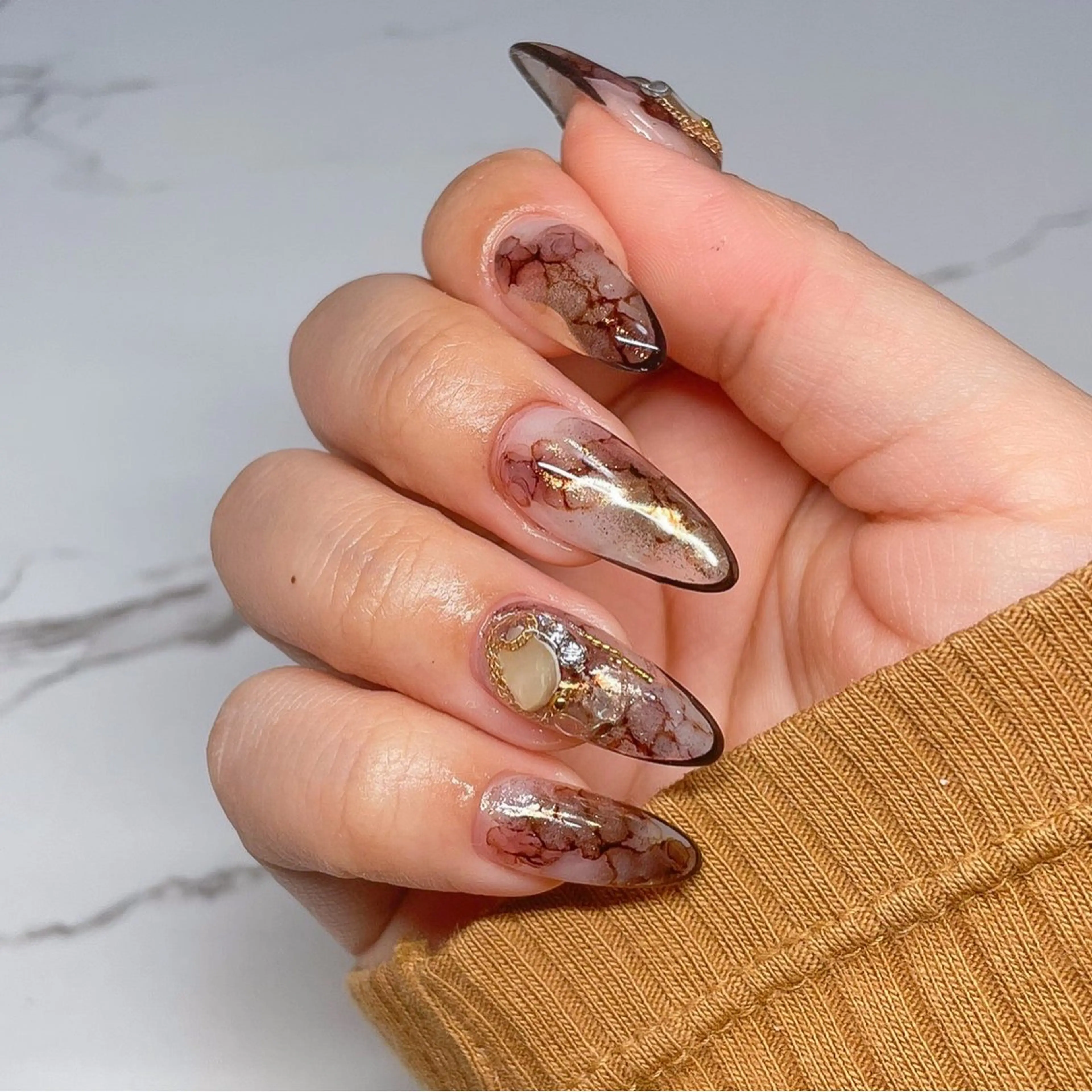 ネイル アートネイル ロングネイル 持ち込み オフィスネイル ワンカラーネイル ハンドネイル Nail Salon AMICALのネイルデザイン