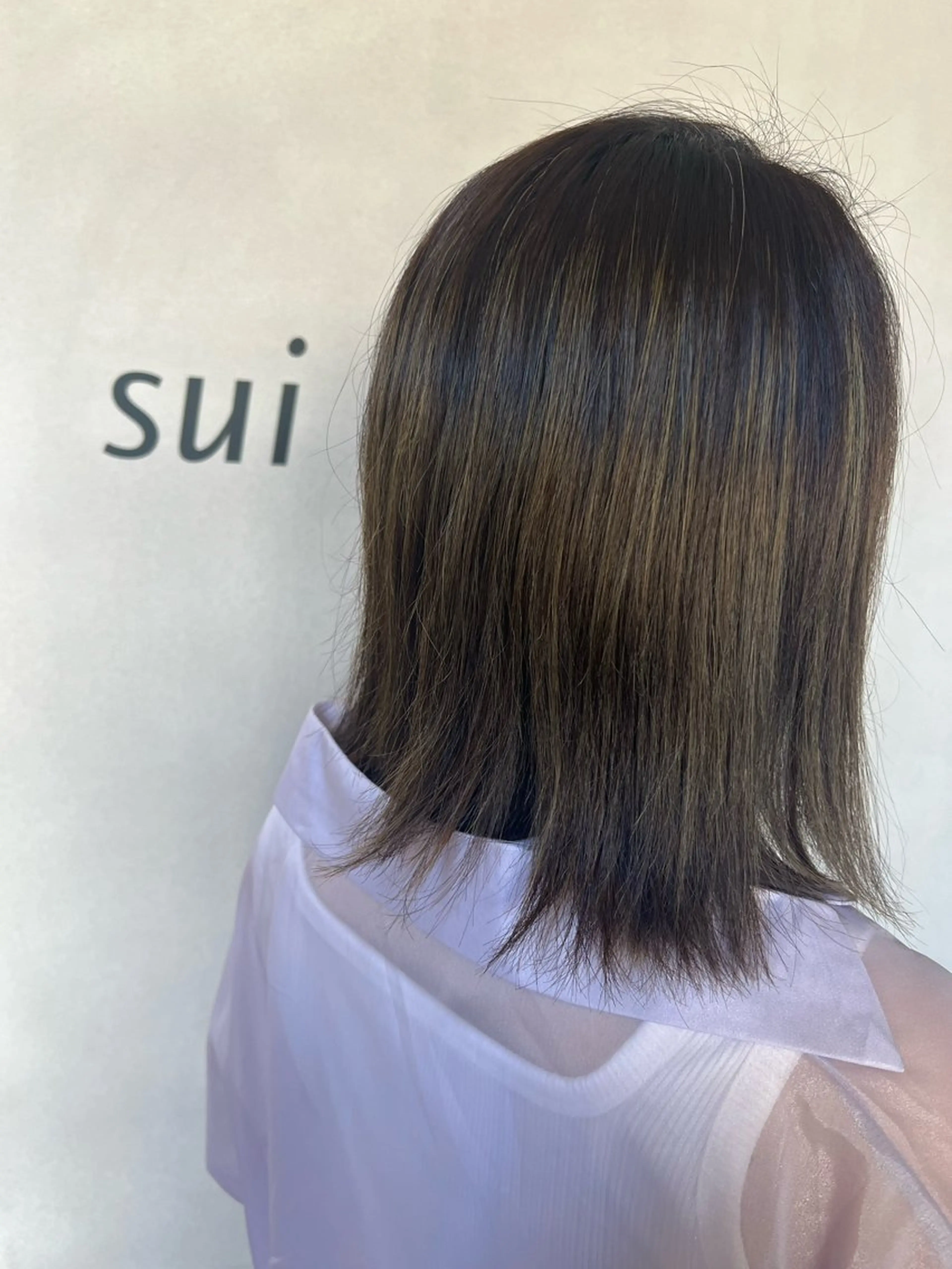 ミディアム 縮毛矯正 酸性ストレート 岡島 実里のヘアスタイル