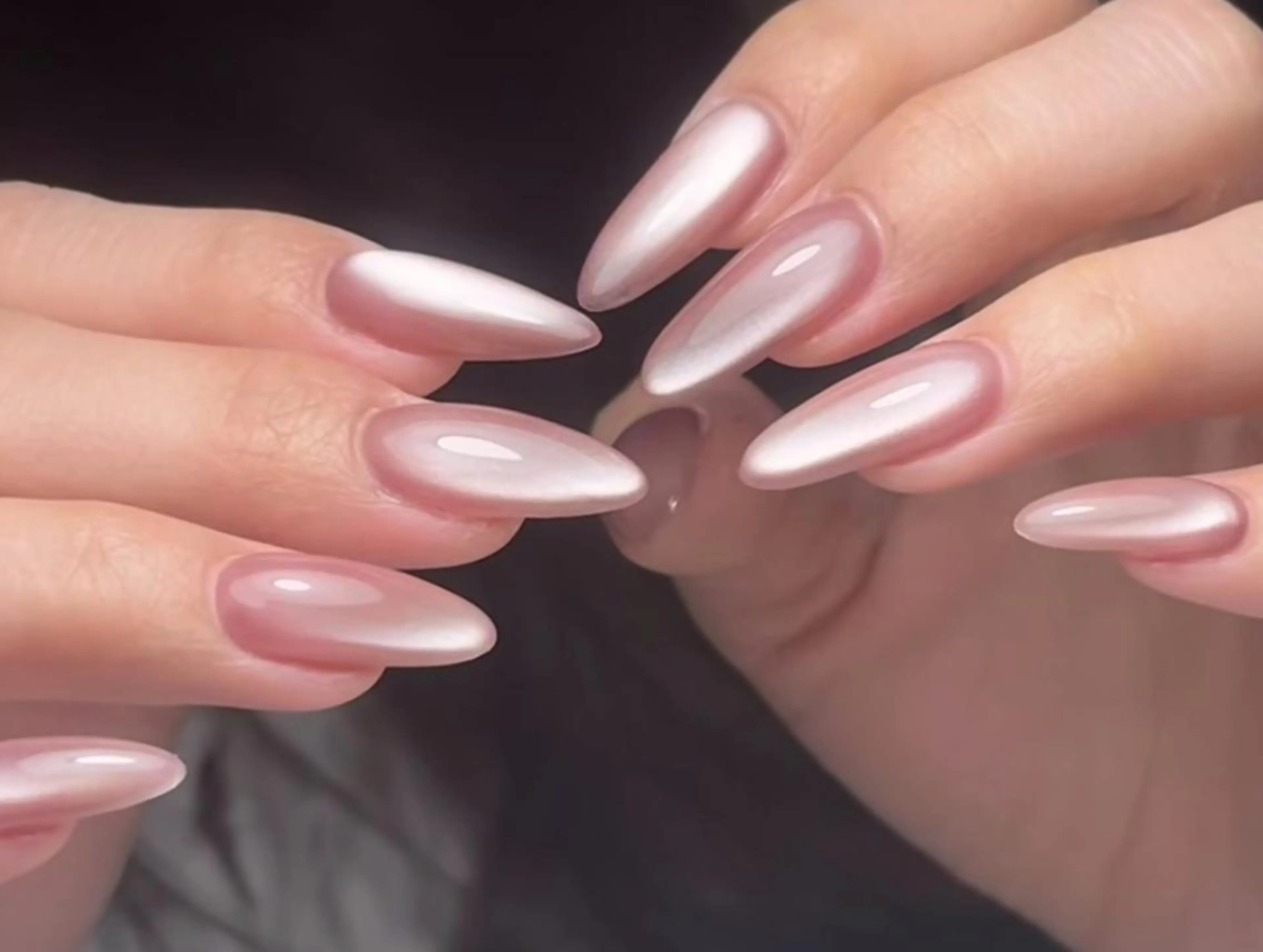 ネイル ハンドネイル エリ🫧 nail池袋東口のネイルデザイン