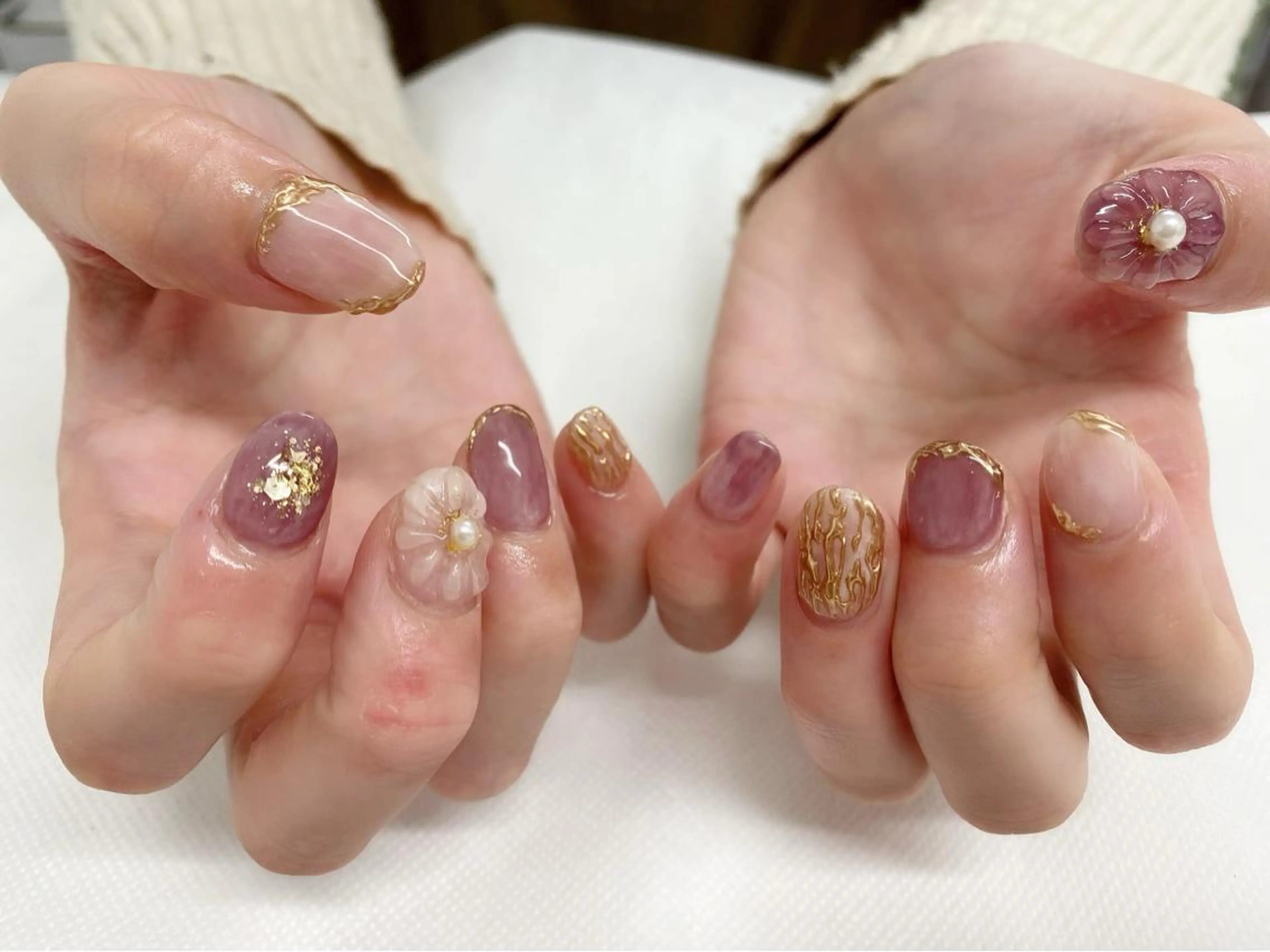 ネイル 持ち込み ハンドネイル 武藤 千裕のエステ・リラクイメージ