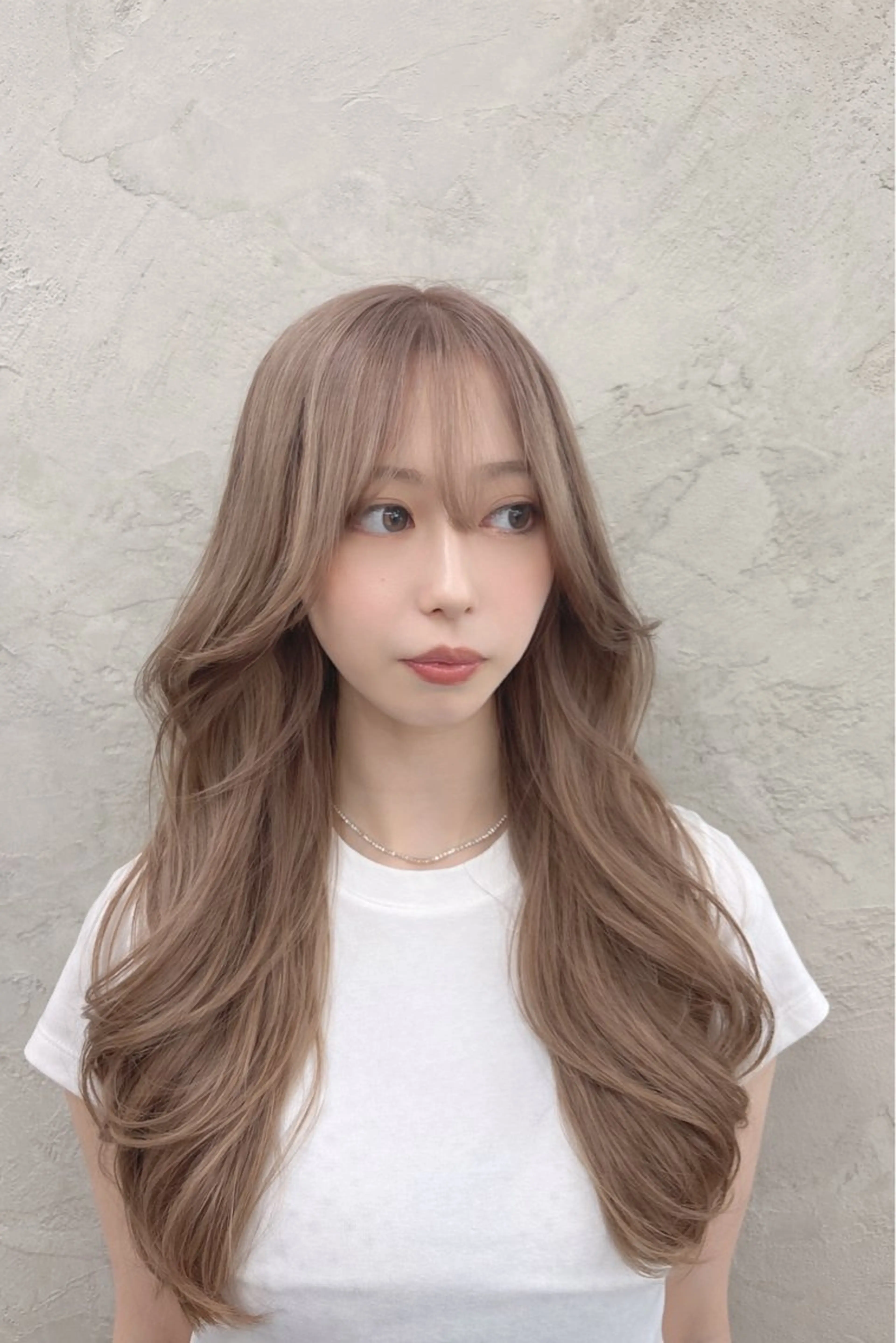 ロング カラー ベージュカラー ミルクティーベージュ NEO SALON   BLAST所属・高久 翔大のヘアスタイル