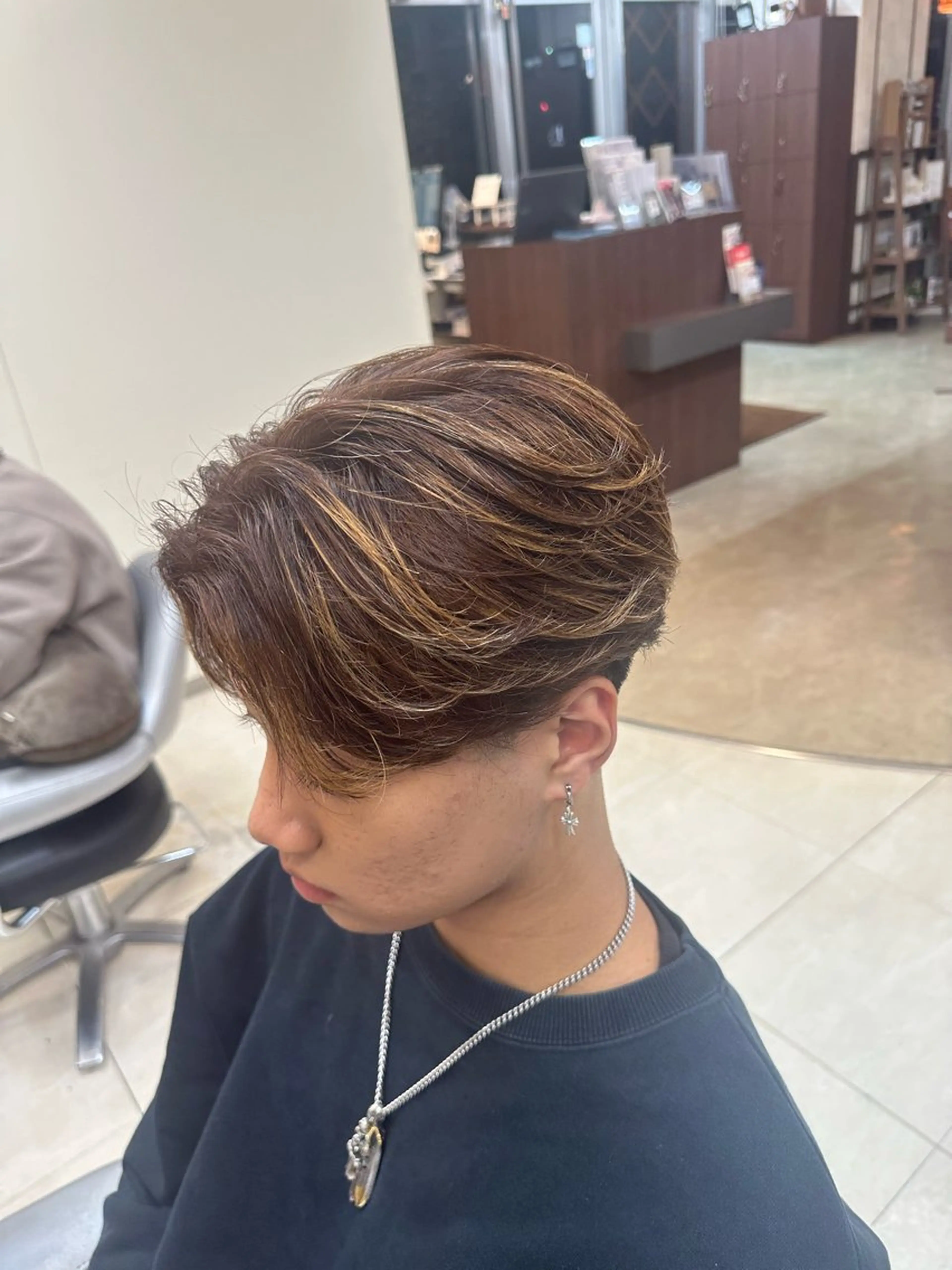 ショート カラー パーマ メンズ メンズハイライト メンズパーマ ハイライトカラー ハイライト ニュアンスパーマ カット パーマ 毎月230人担当/ メンズヘア/清和武虎のヘアスタイル