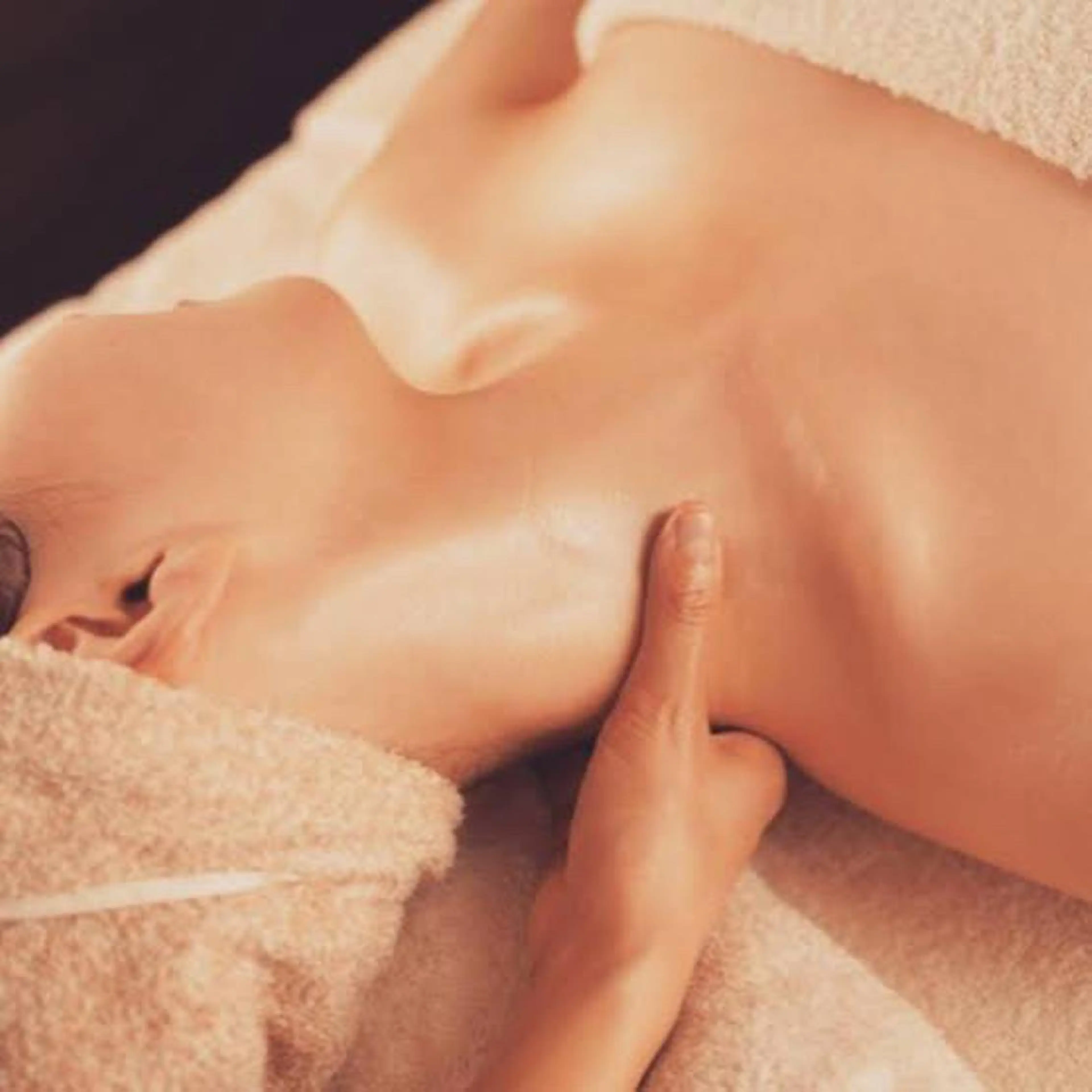 🥰自分のための贅沢な時間❗️小顔美容鍼・全身鍼・リンパマッサージ90分！全身疲れ取りたい方におすすめ✨💖の写真