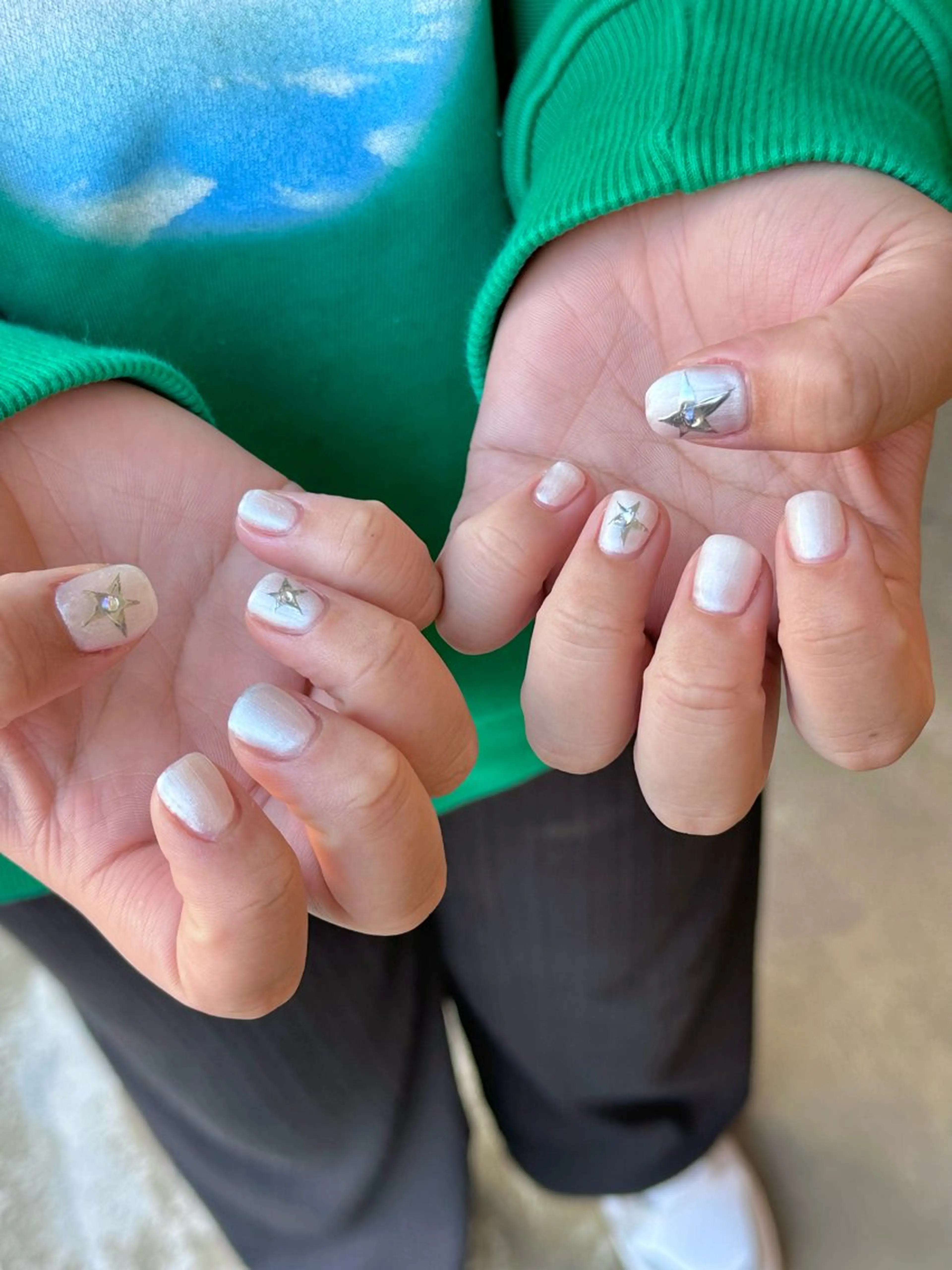 ネイル シモダ カスミ 🦀 @ksm_smdのネイルデザイン