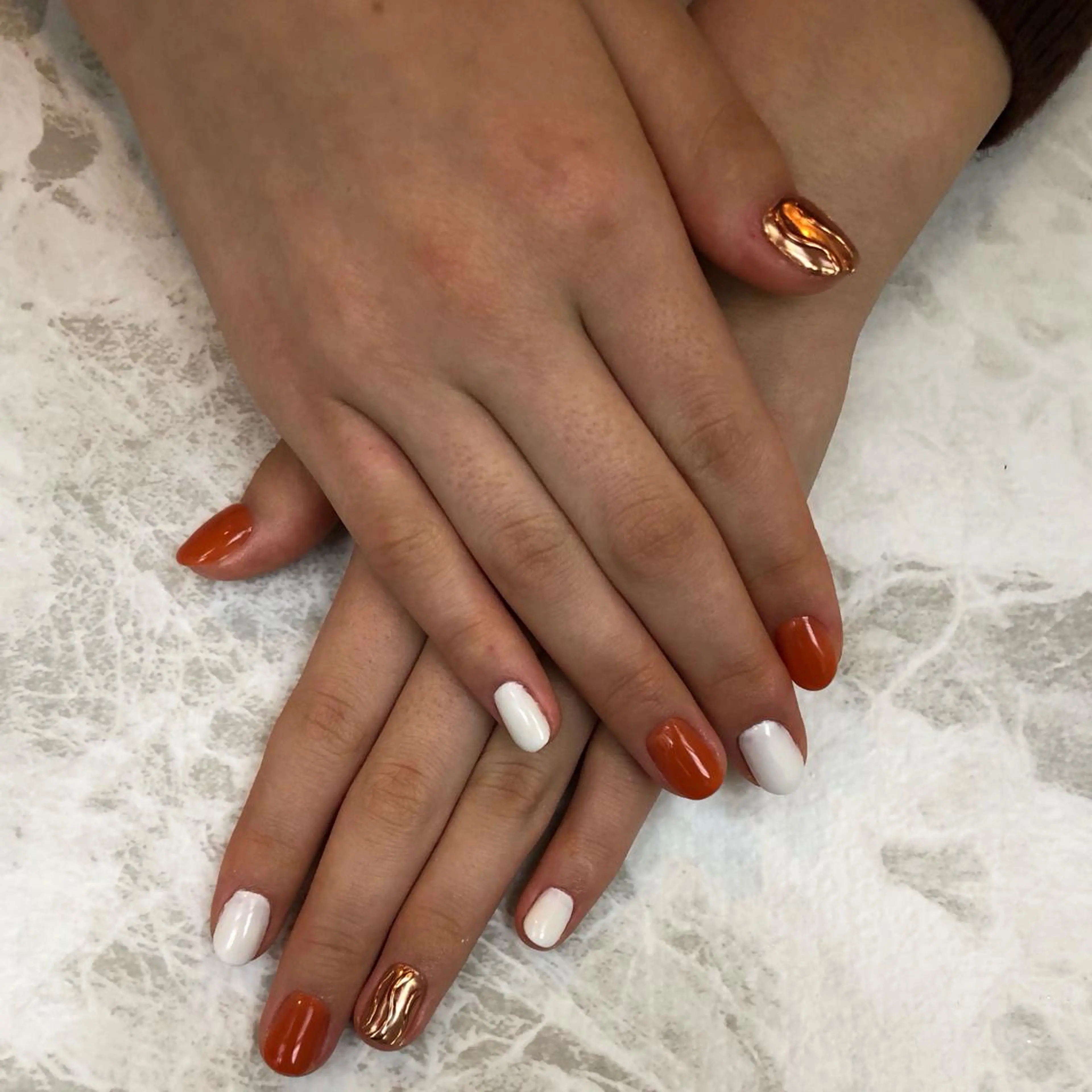 ネイル ミラーネイル ワンカラーネイル MOKA NAKAGAWAのエステ・リラクイメージ