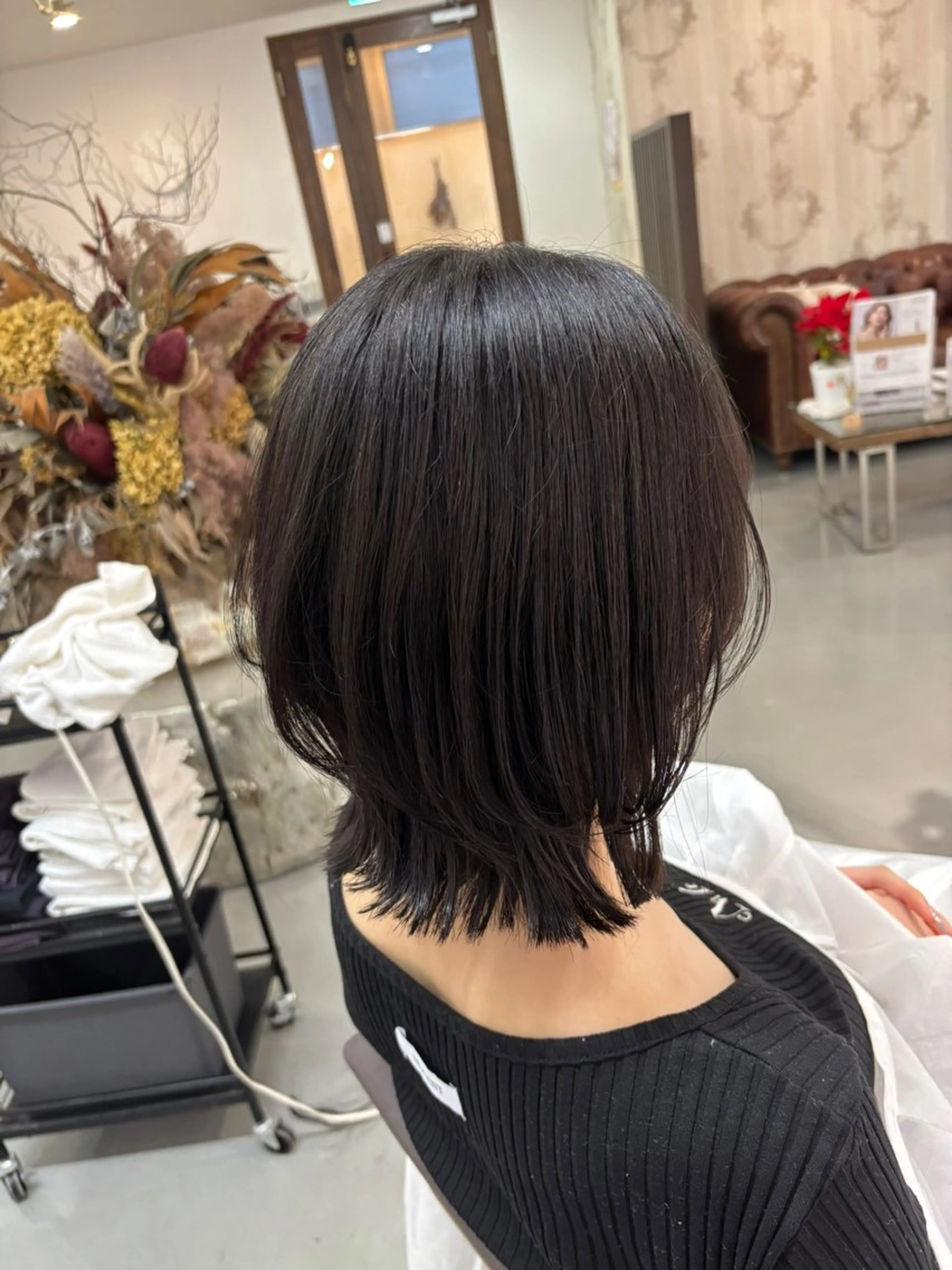ミディアム ボブ レイヤーカット カット ヘアカラー トリートメント ヘッドスパ 伊東 彩花のヘアスタイル