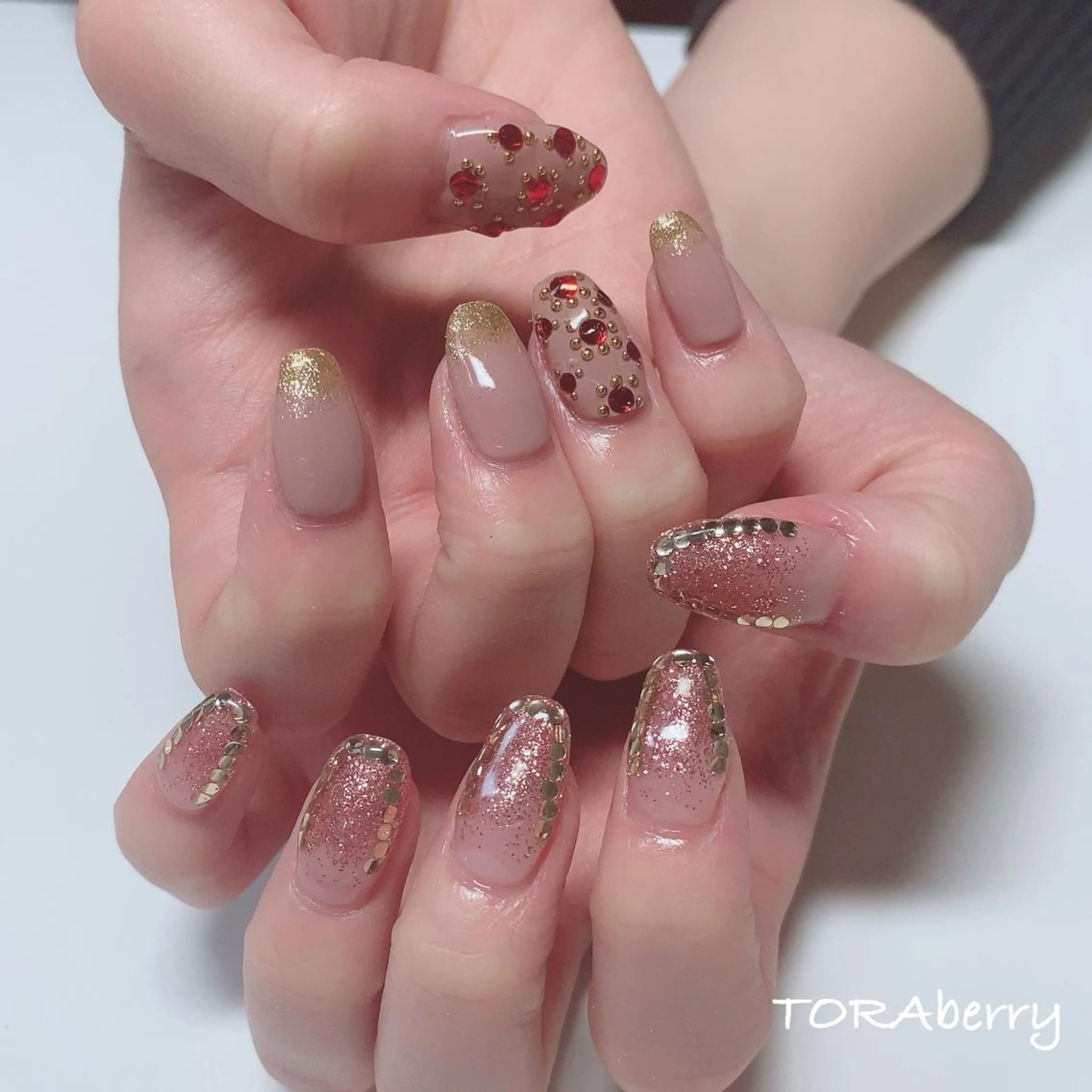 ネイル ハンドネイル ネイリスト なつみのネイルデザイン