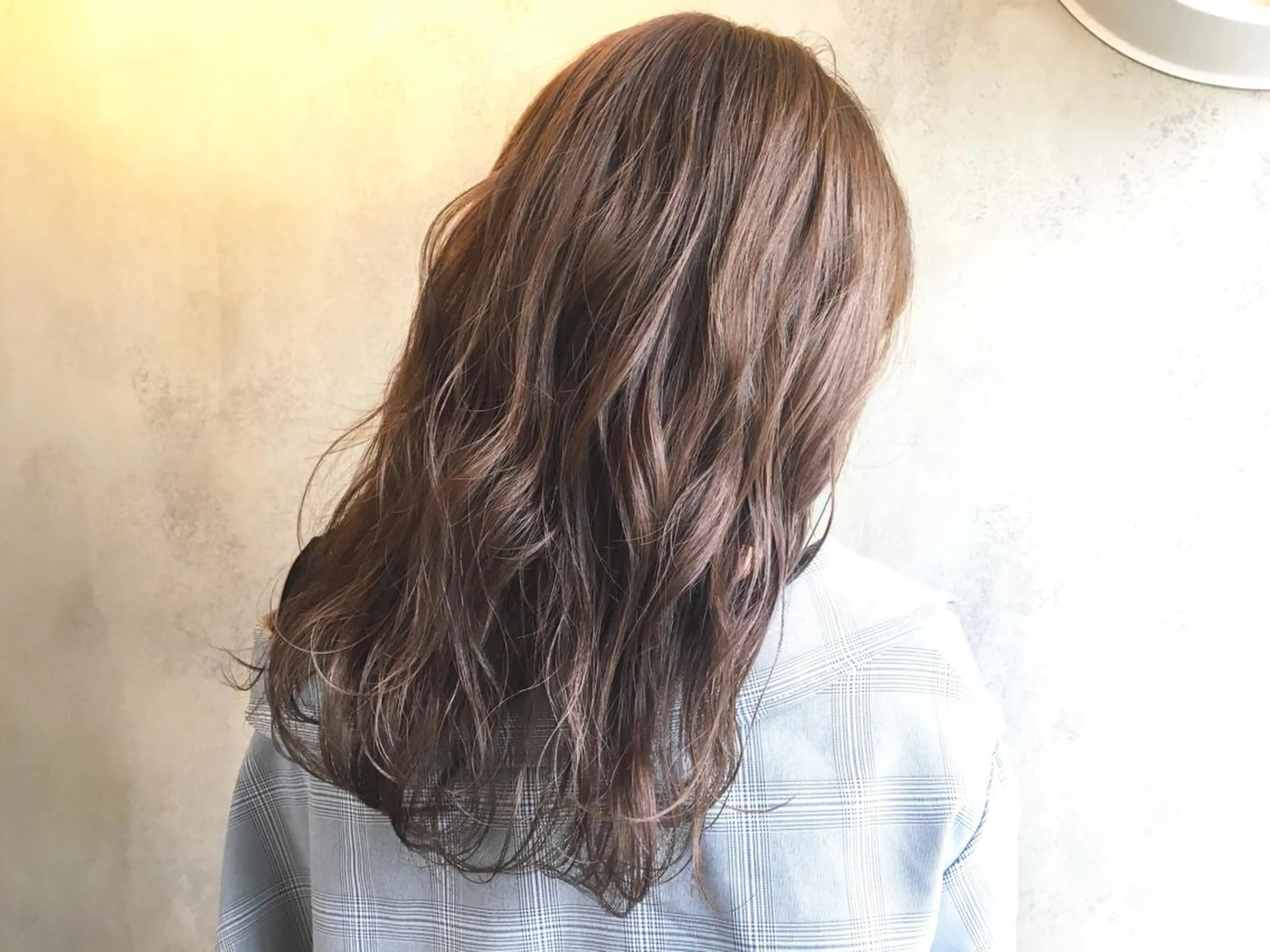 セミロング カラー ベージュカラー フォギーベージュ 半個室女性salon 🩰Natsumiのヘアスタイル
