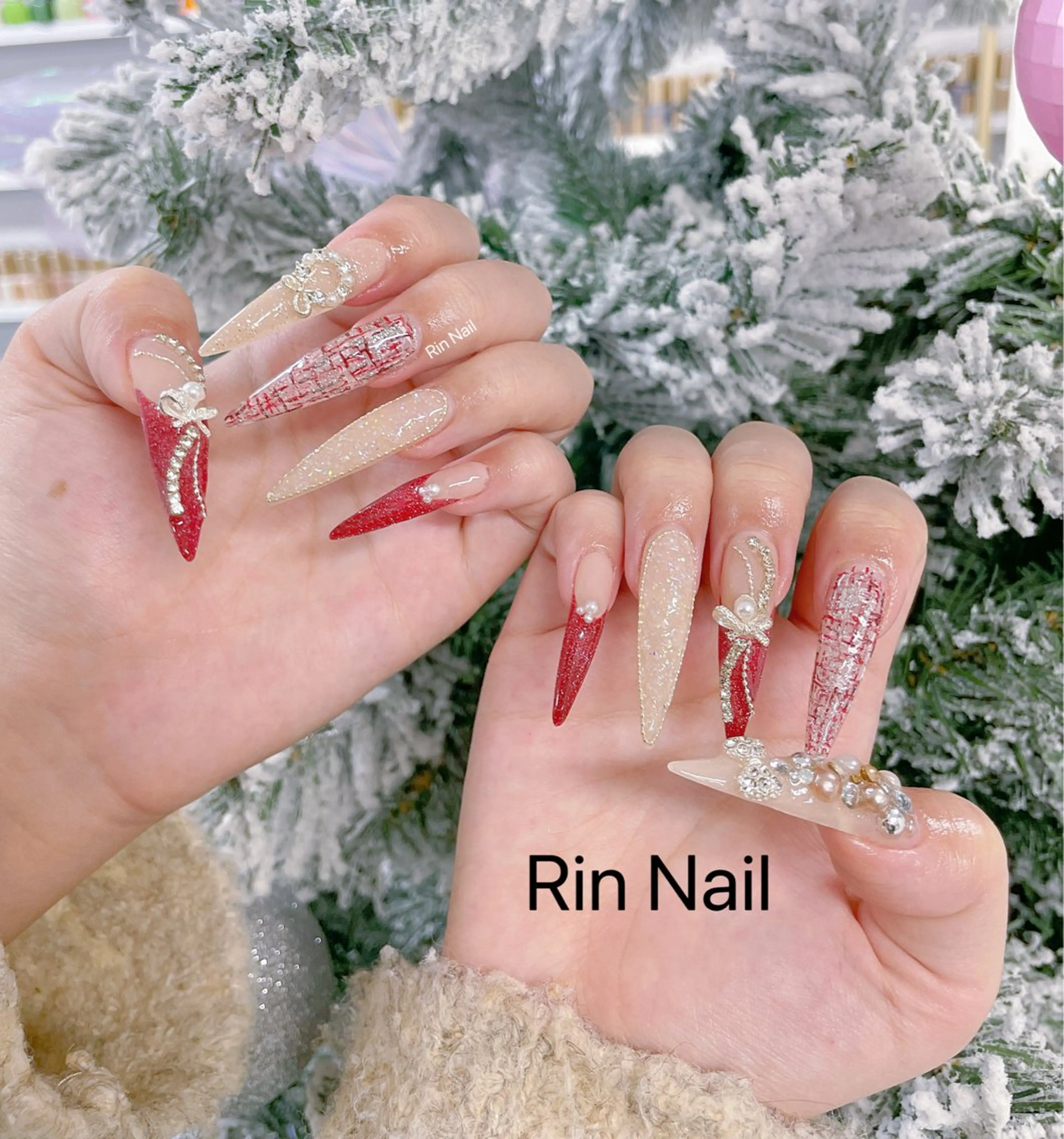 ネイル 成人式 ロングネイル ネイルチップ ハンドネイル Rin Nail 新大久保店のネイルデザイン