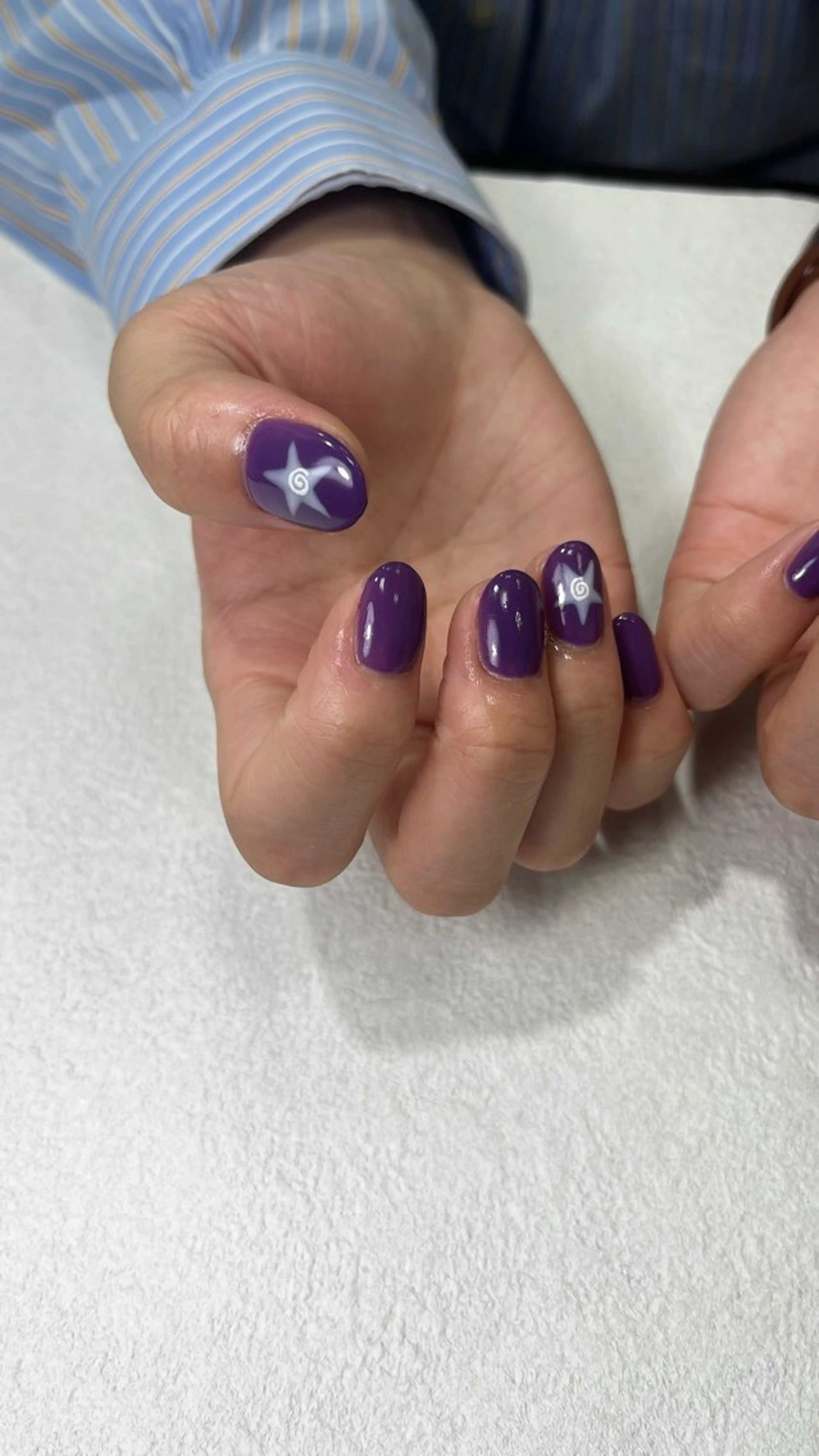 ネイル アートネイル ワンカラーネイル パープル ハンドネイル para ☀︎ sol by BECK所属・Para Sol nail　Maoのネイルデザイン