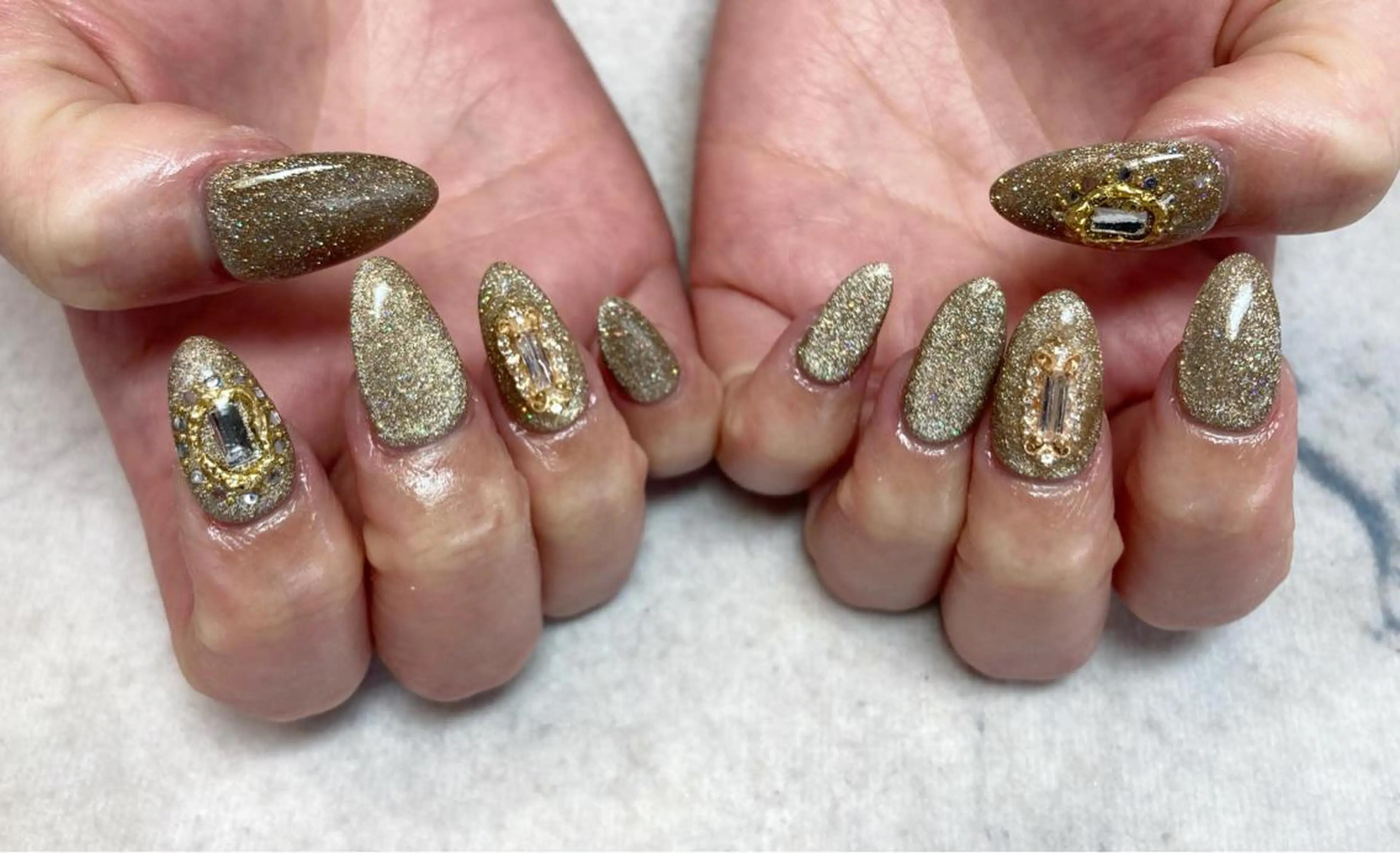 ネイル ハンドネイル ネイルサロン Bebeのネイルデザイン