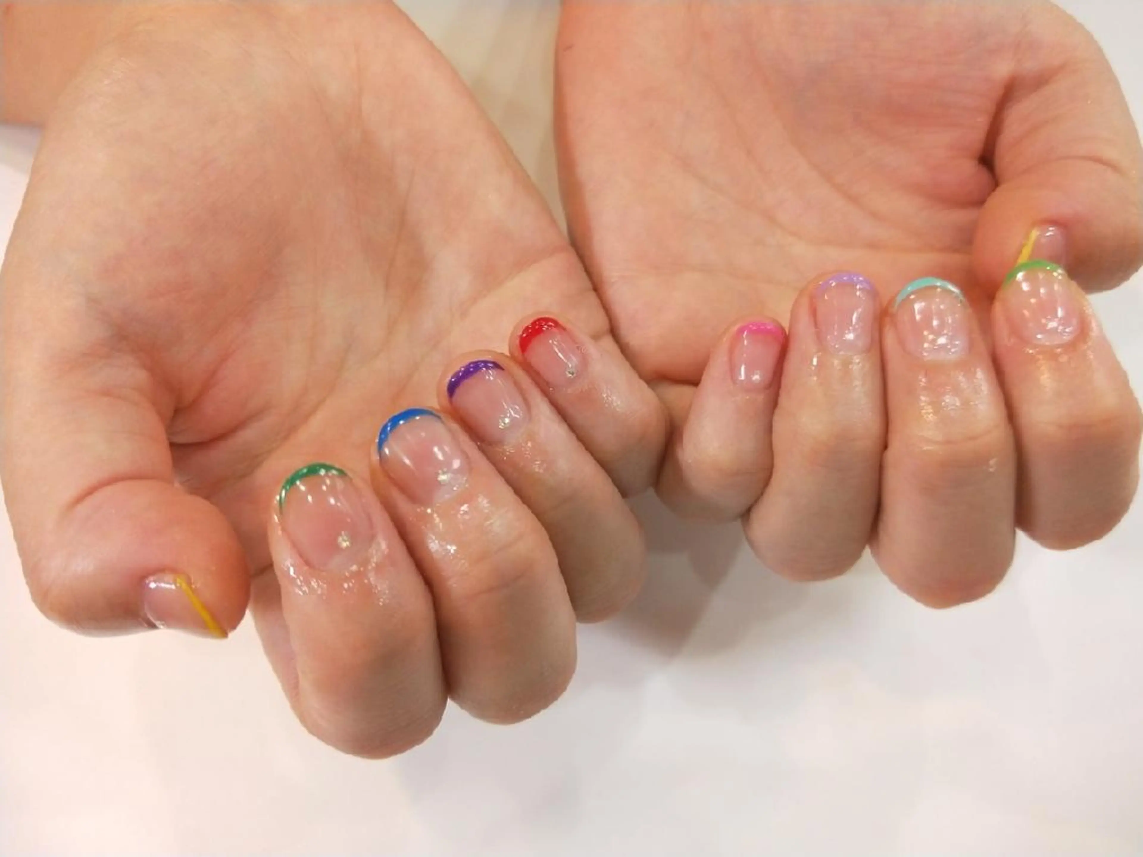 ネイル ハンドネイル ハンドケア はばすみれ🎀ﾈｲﾙ 光ﾌｪｲｼｬﾙ ﾍｱのネイルデザイン