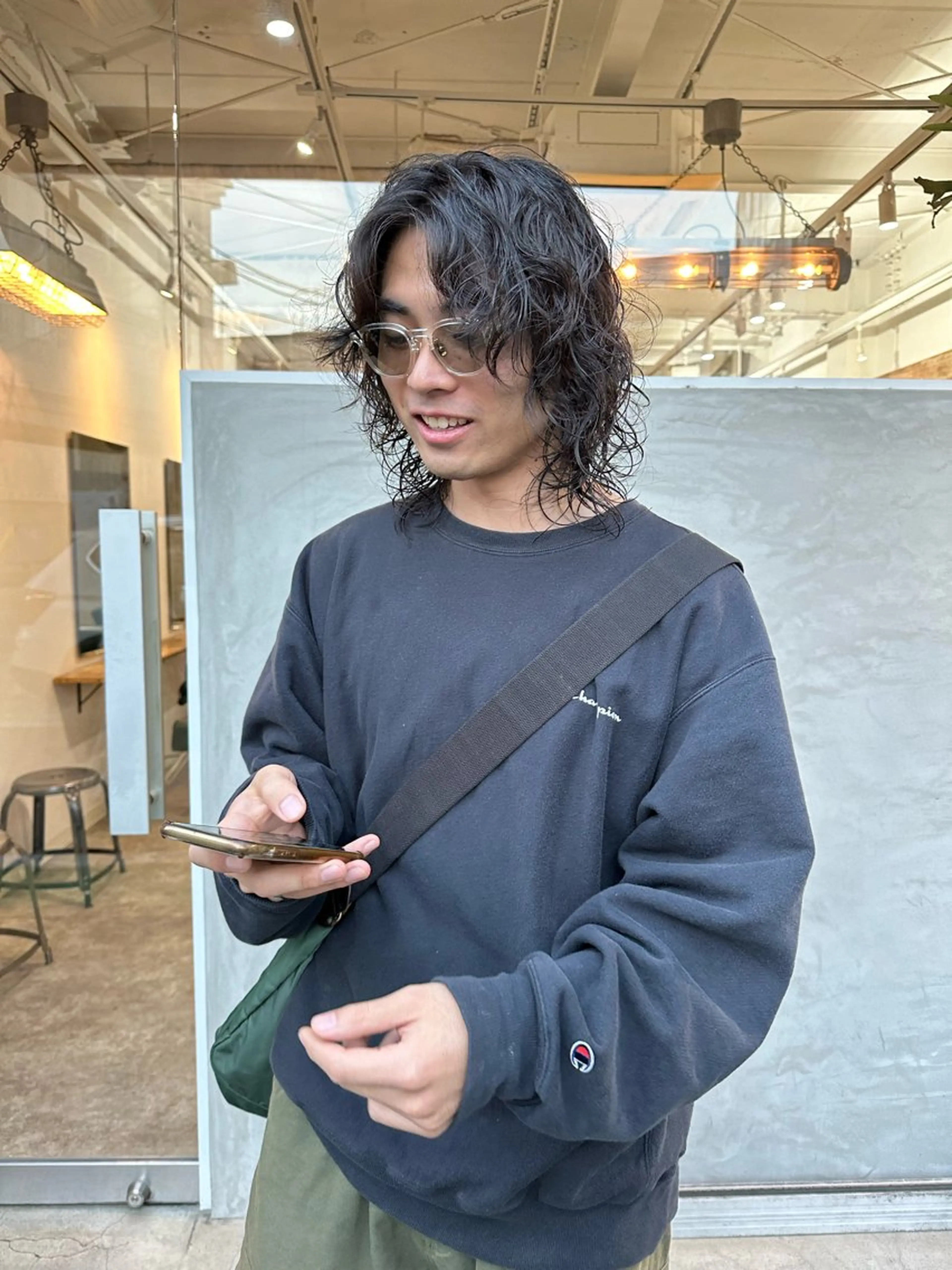 パーマ メンズ メンズパーマ メンズウルフカット ウルフカット カット パーマ トリートメント パーマ/透明感カラー /ボブ/吉田一生のヘアスタイル