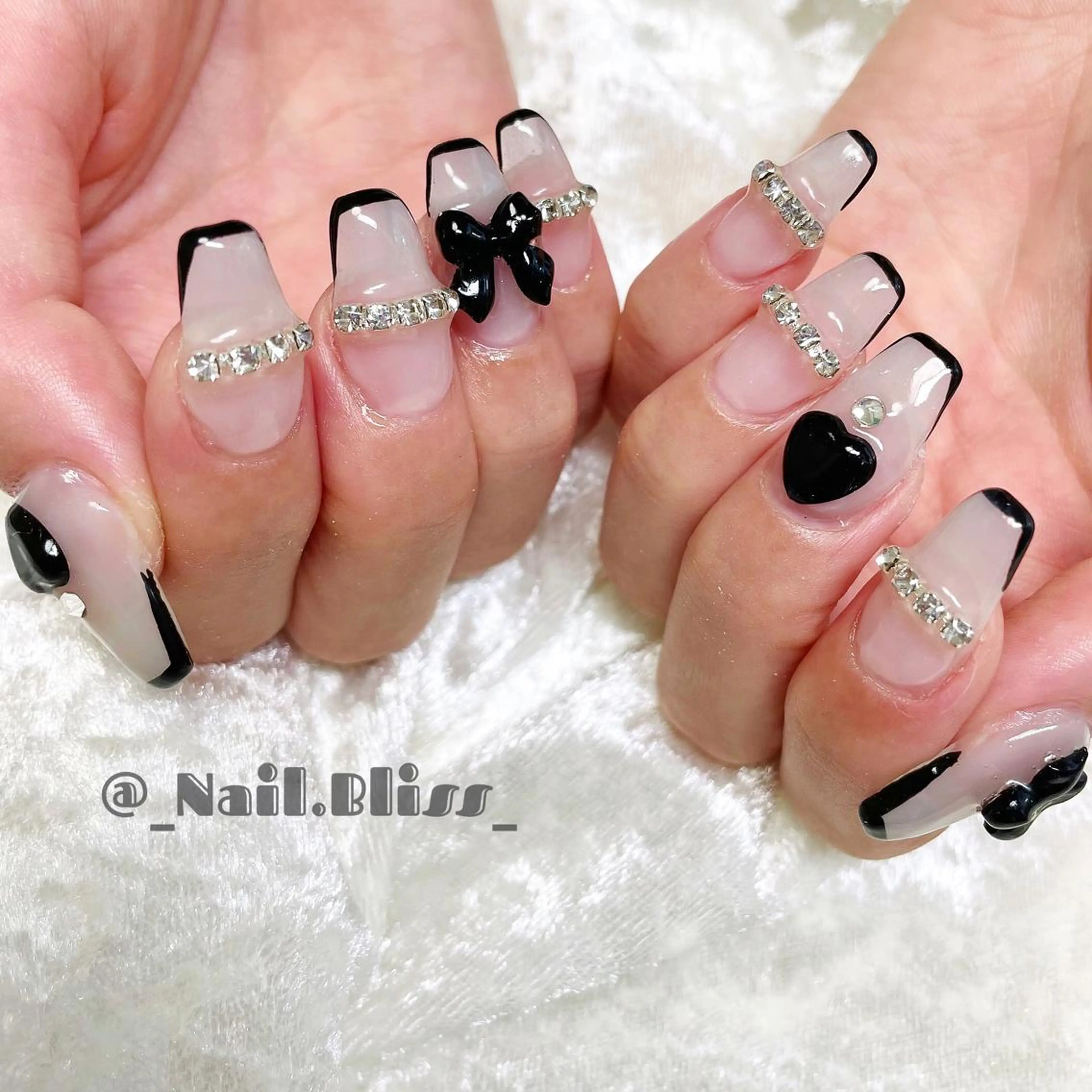 ネイル ワンホンネイル ハンドネイル NAIL BLISSのネイルデザイン