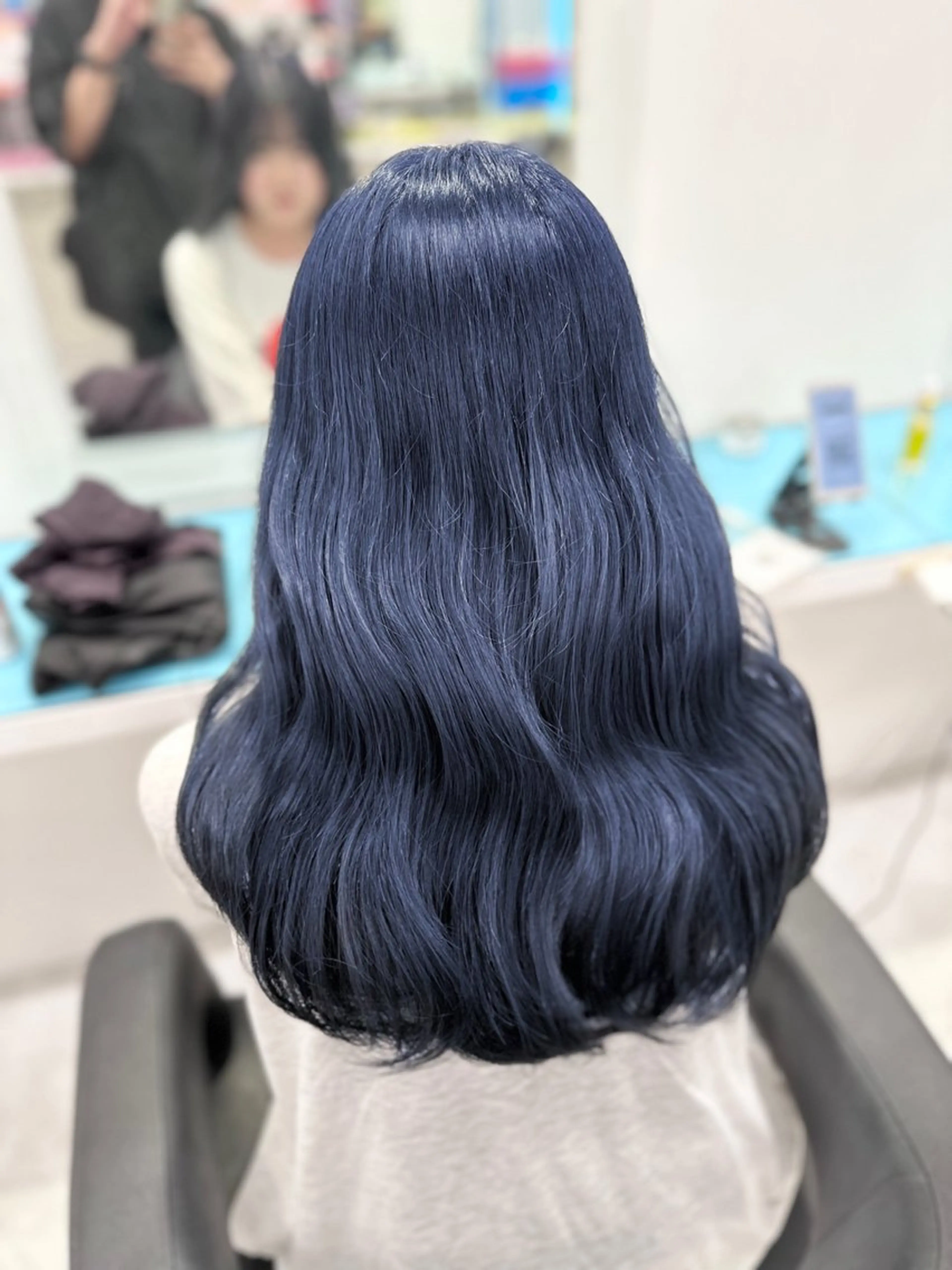 セミロング カラー ヘアアレンジ ブルーカラー ブルーグレー 透明感カラー 🫧モテる💗ダメー ジレスハイトーン🫧のヘアスタイル