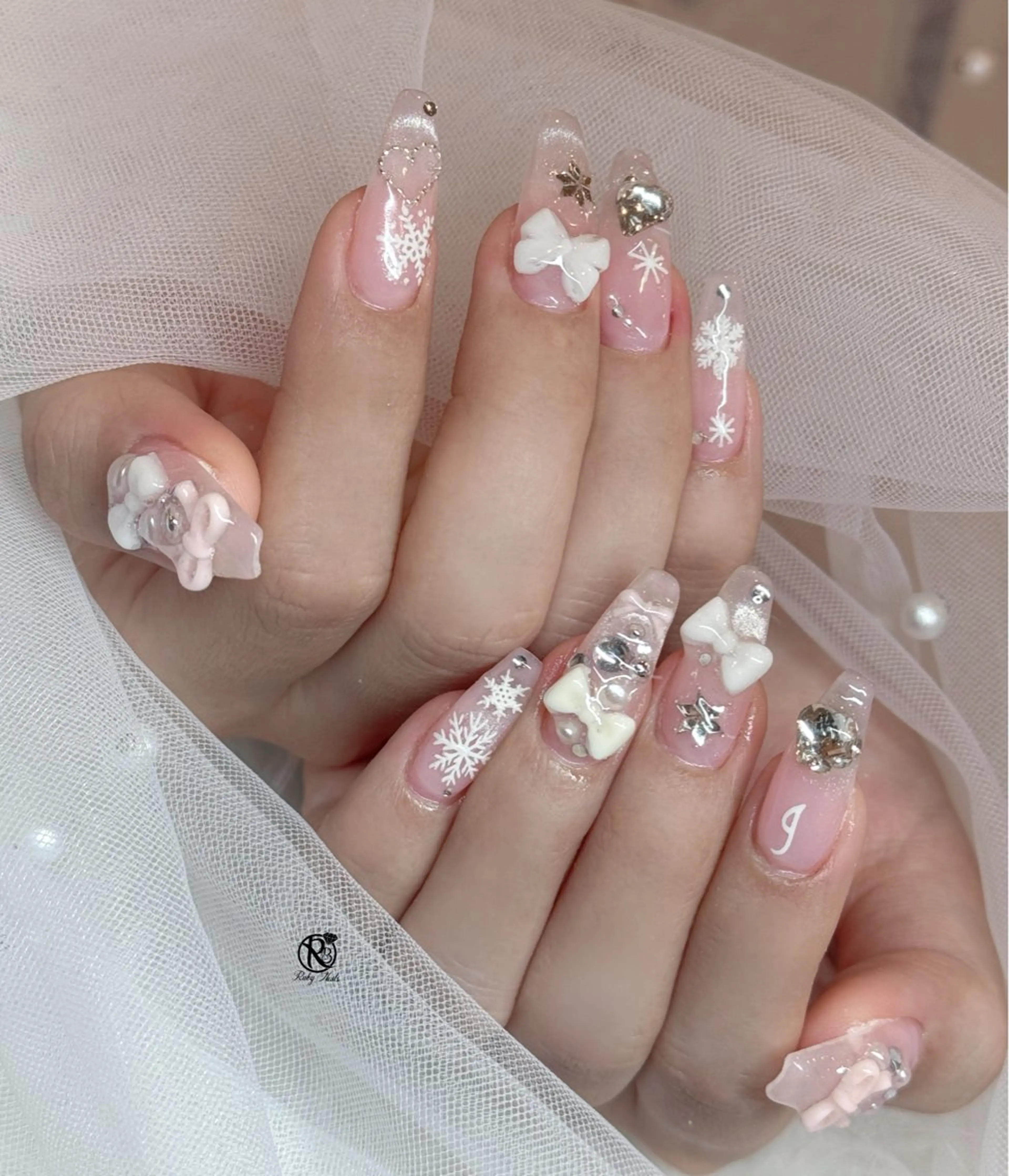 ネイル ボルドー ブラウン チークネイル ドット フットネイル ハンドネイル チェリネイルサロン 霞ヶ関のネイルデザイン