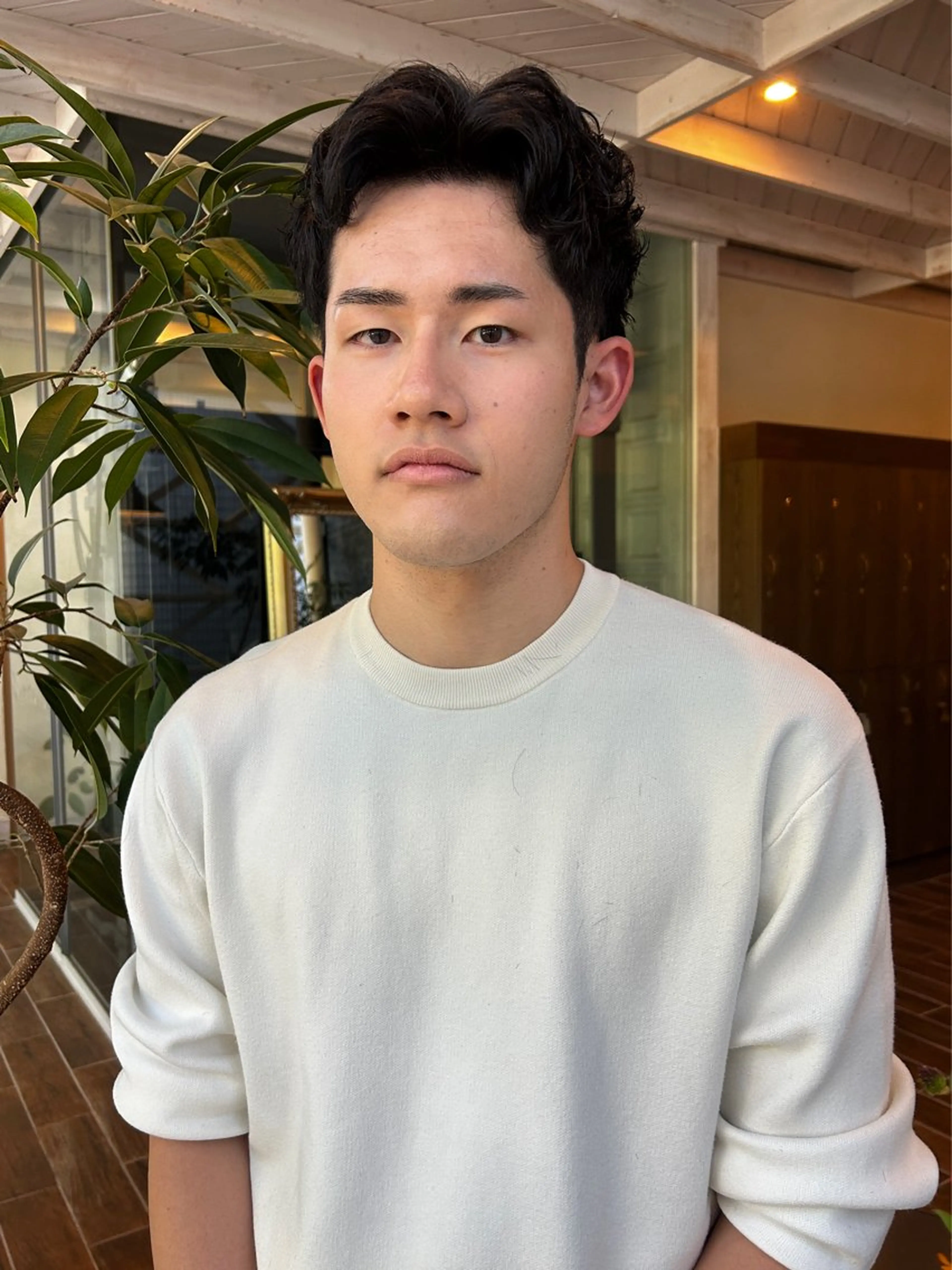 パーマ メンズ メンズ韓国風 メンズパーマ 髪質改善 縮毛矯正 ストレートパーマ パーマ 西 優衣奈のヘアスタイル