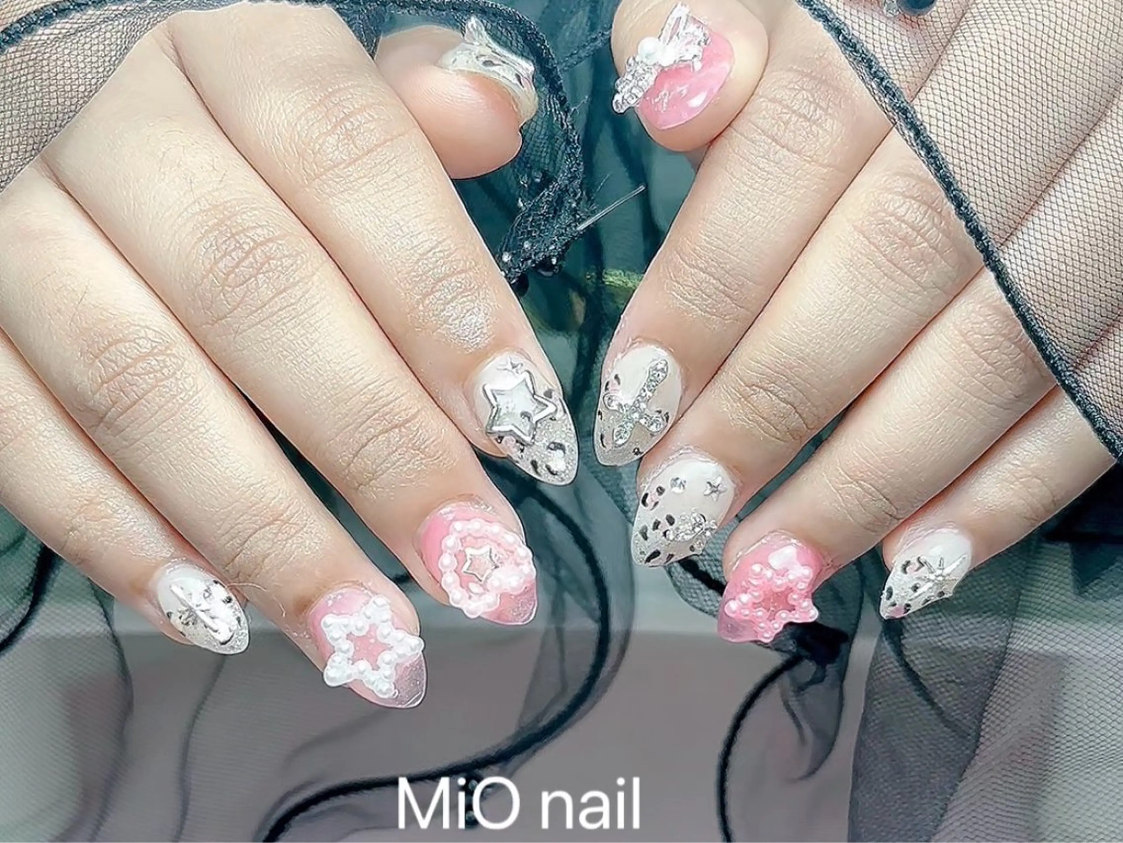 ネイル ジェルネイル 韓国ネイル 持ち込み オフィスネイル ワンホンネイル MiO Nailのネイルデザイン