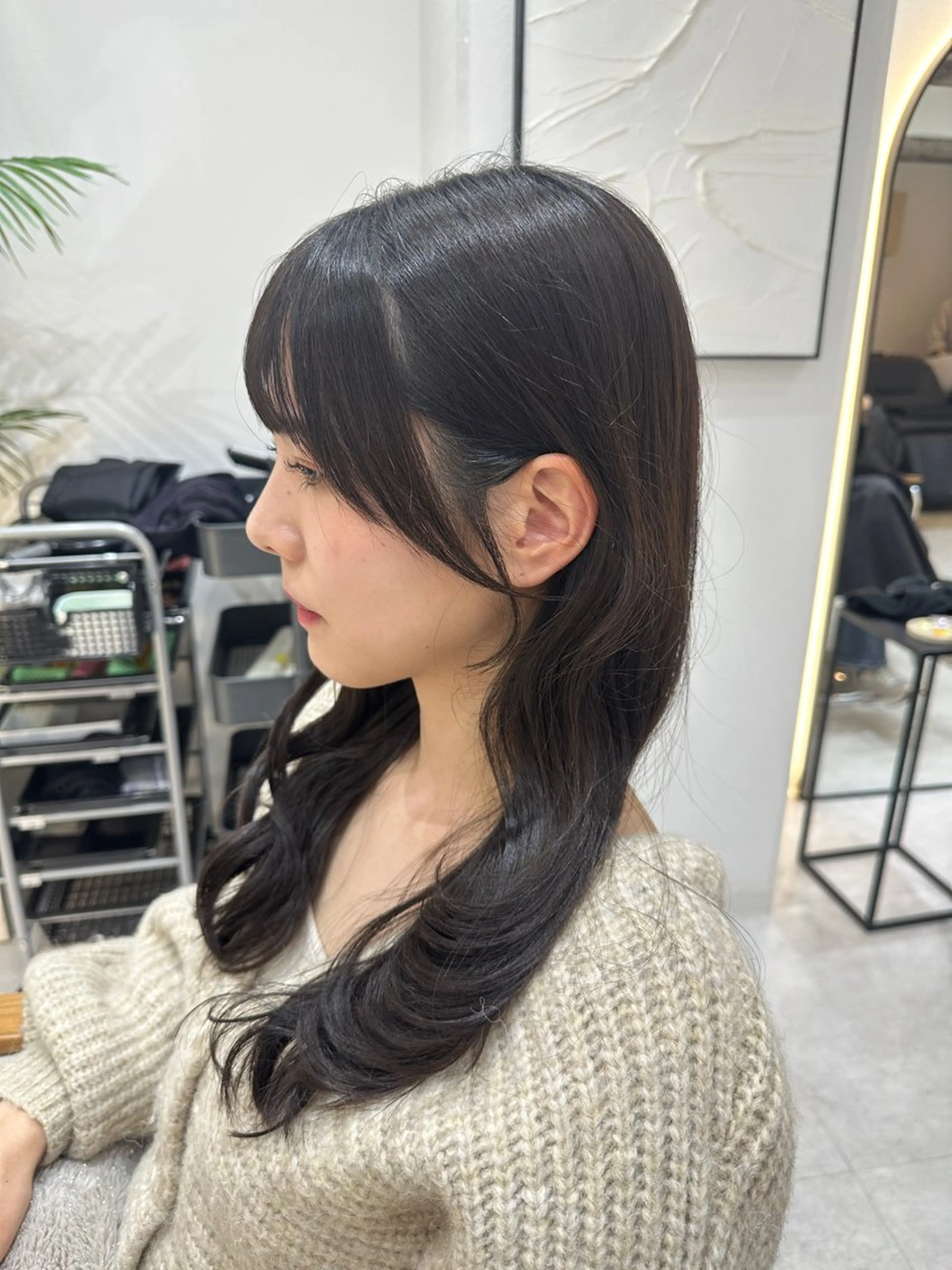 ロング カラー 赤み消し/オリーブ カーキ/福田れんのヘアスタイル