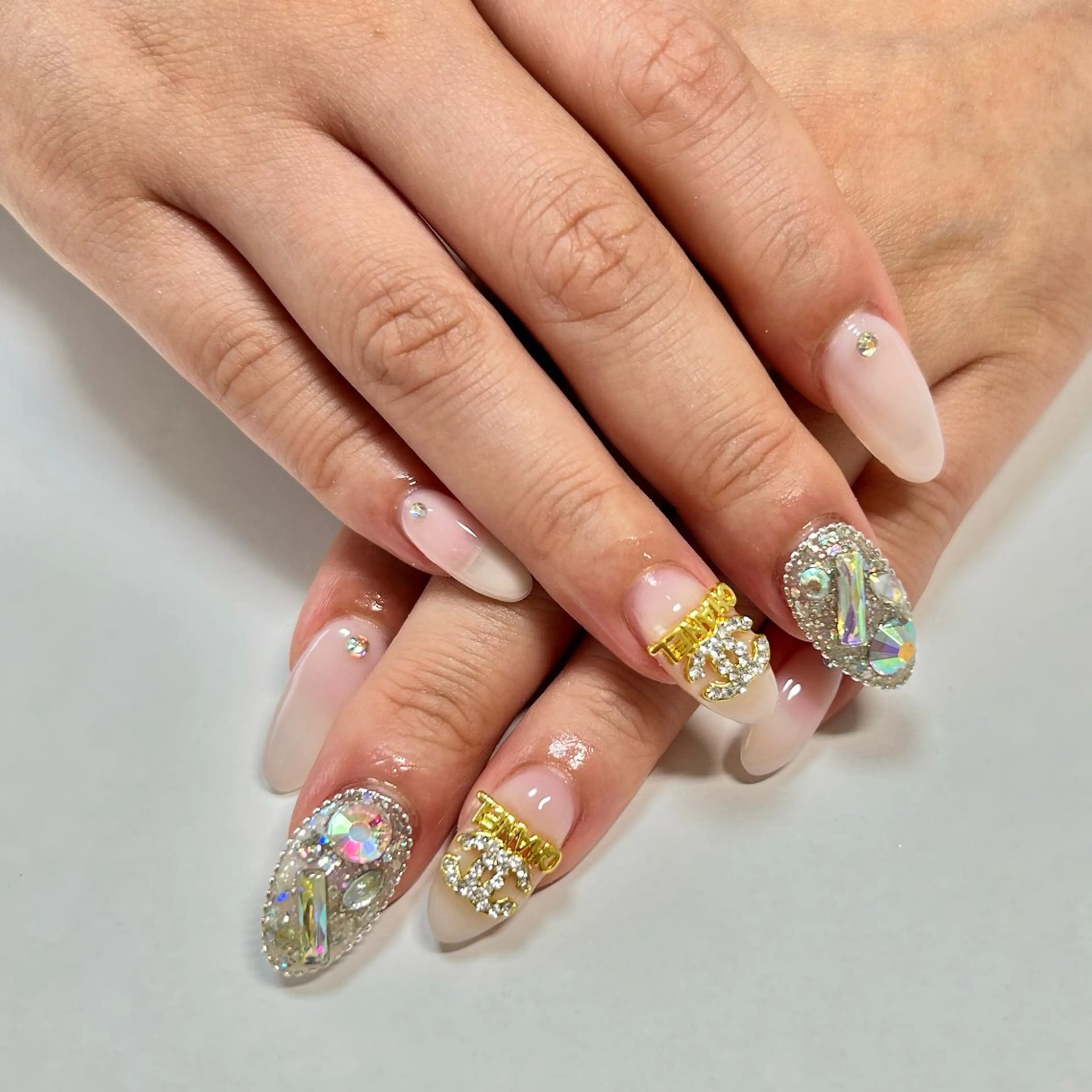 ネイル 持ち込み alien girl所属・aliengirl Ayuのネイルデザイン