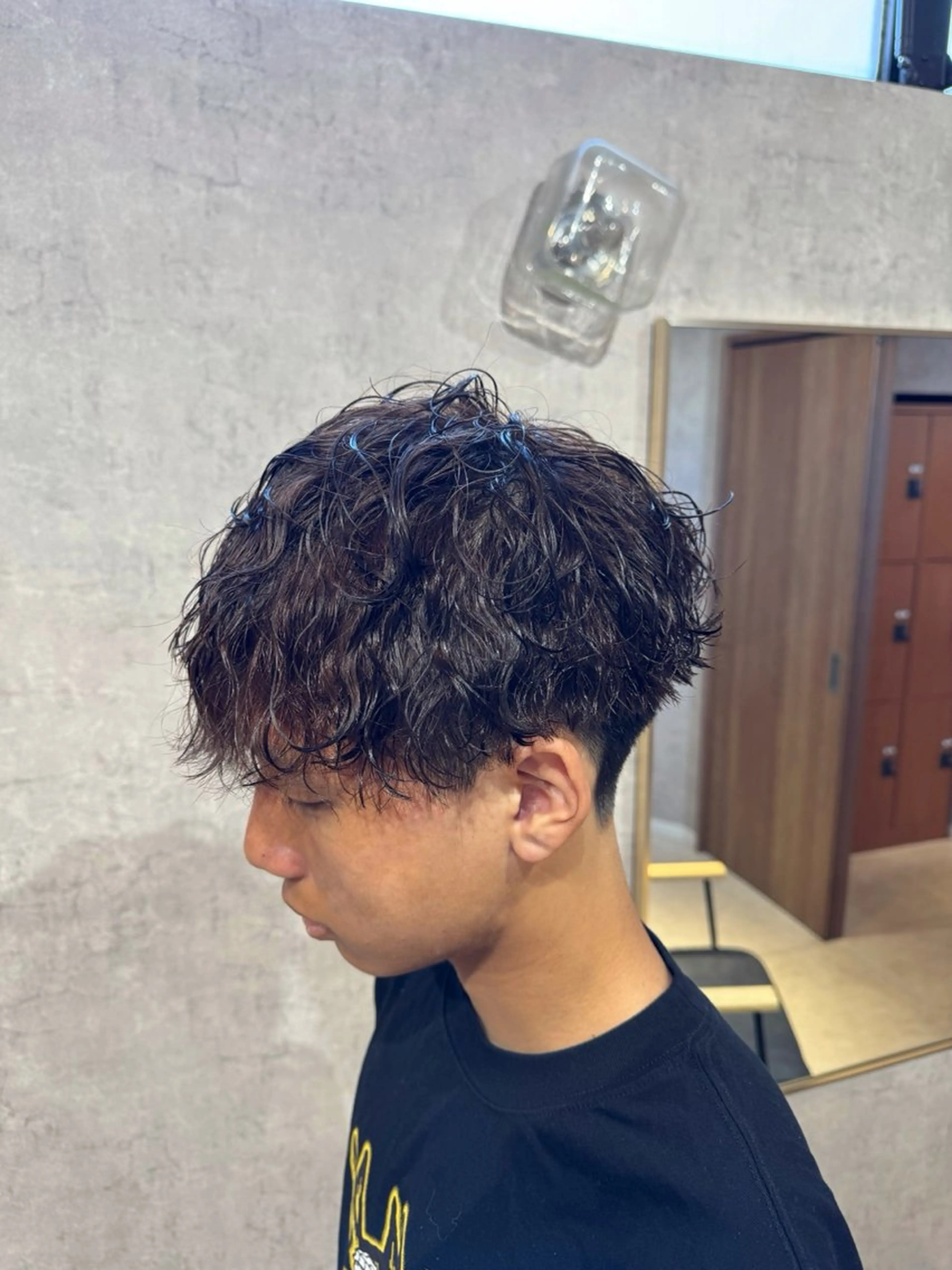 ショート パーマ メンズ メンズパーマ 波巻きパーマ カット パーマ 佐々木  まゆかのヘアスタイル