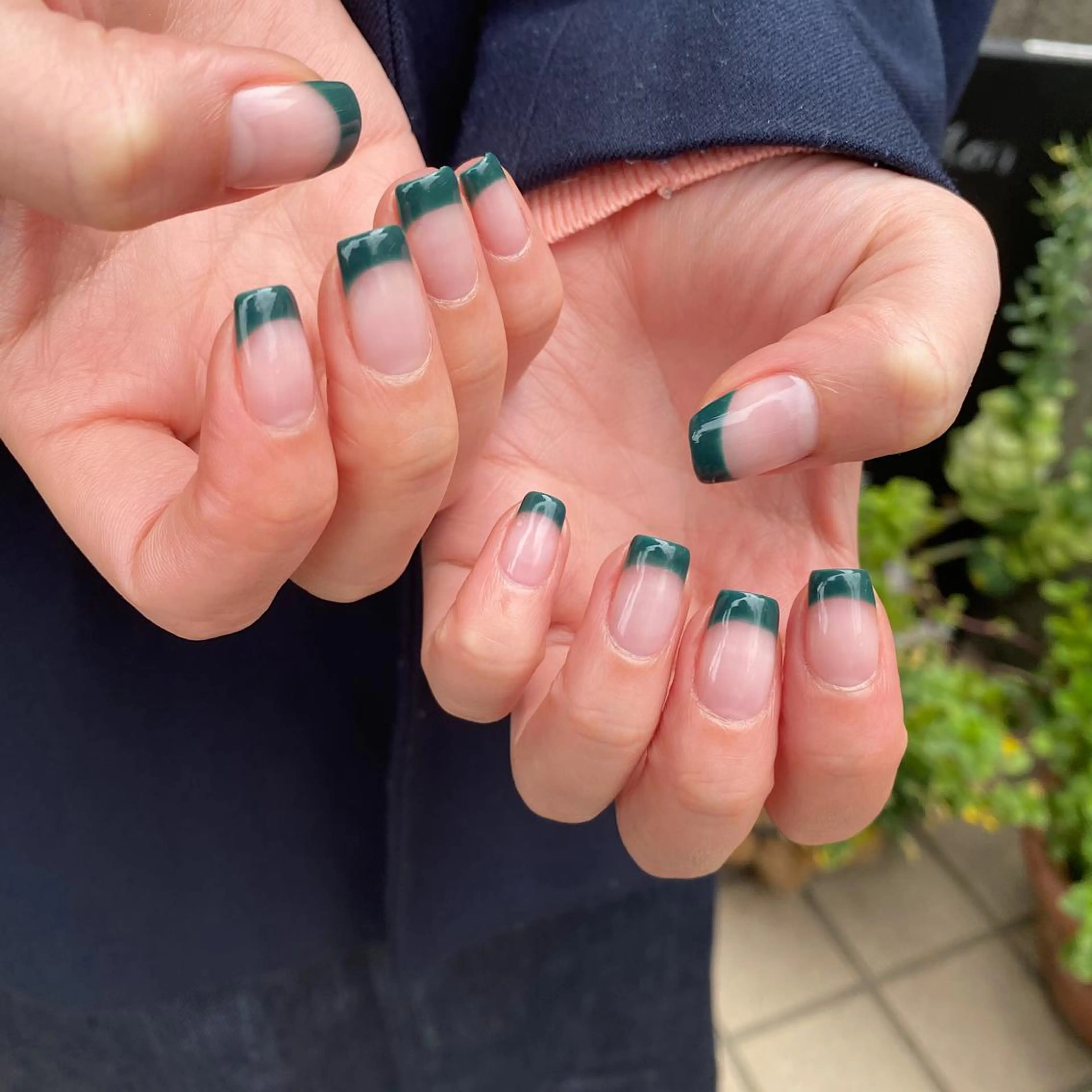 ネイル フレンチネイル グリーン lcoco nailのネイルデザイン