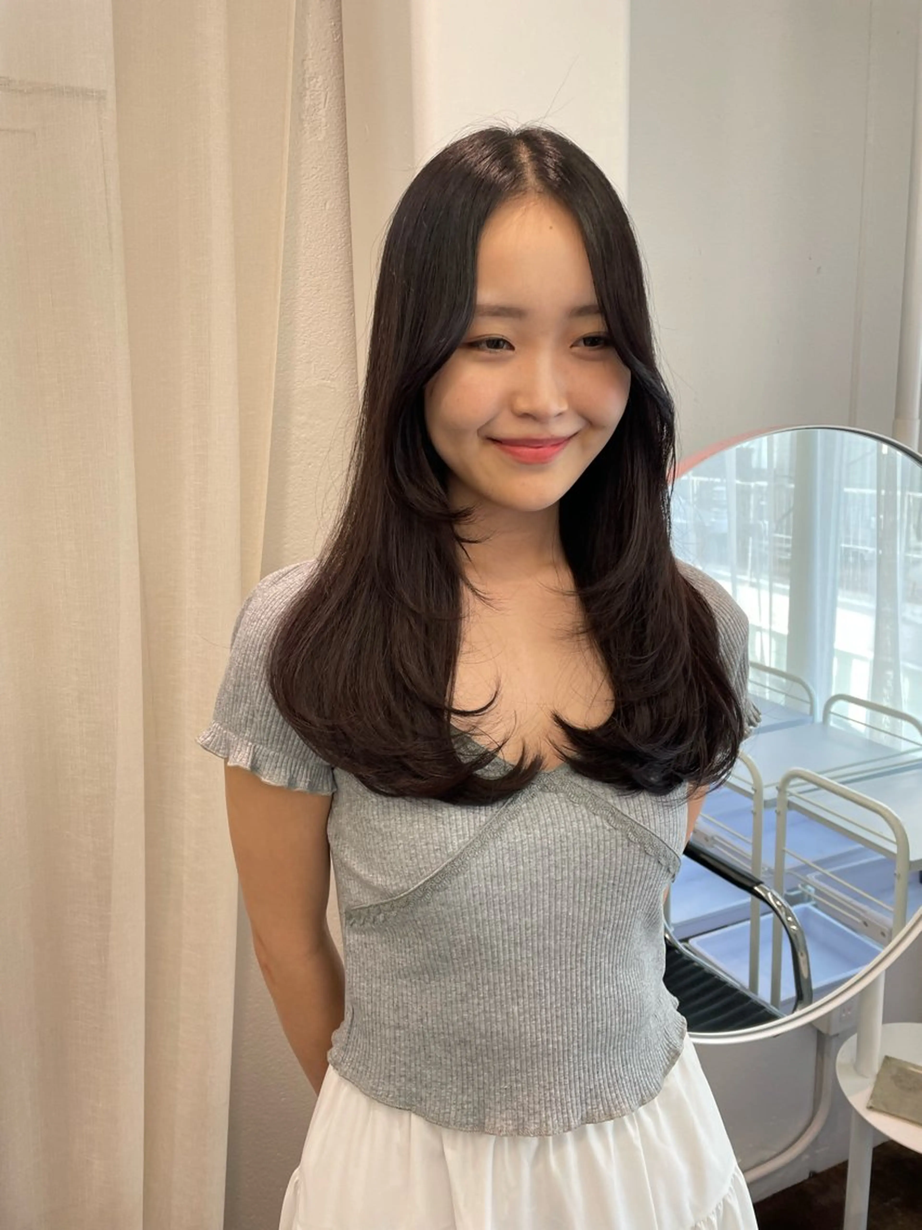 ロング カラー 韓国風ヘア カット ヘアカラー トリートメント レイヤーカット🎀 kanaのヘアスタイル