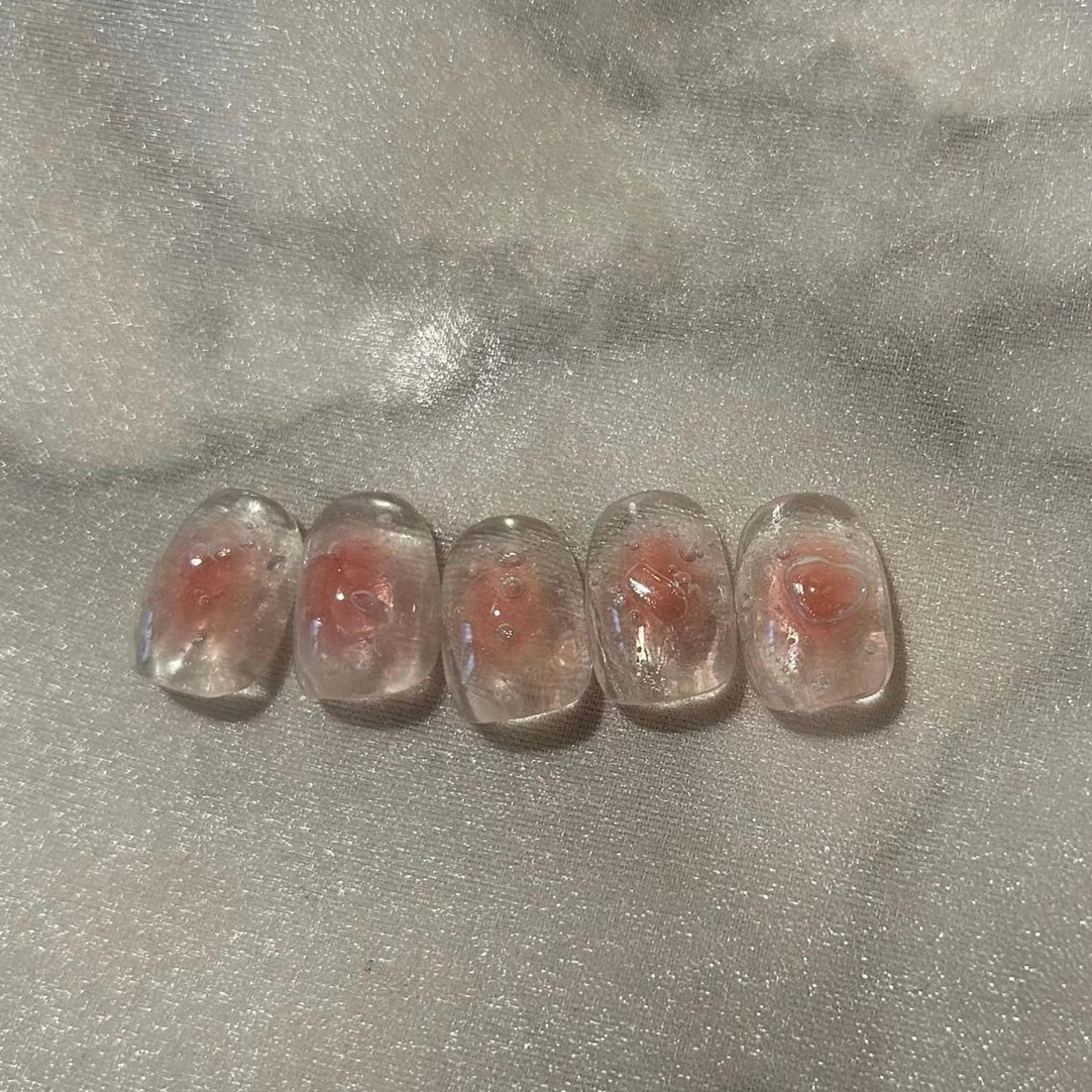 ネイル チークネイル クリアネイル フレンチネイル ガーリー 氷ネイル・うるうるネイル ハンドネイル ハンドケア lyly.nail所属・lylynail YUUKAのネイルデザイン