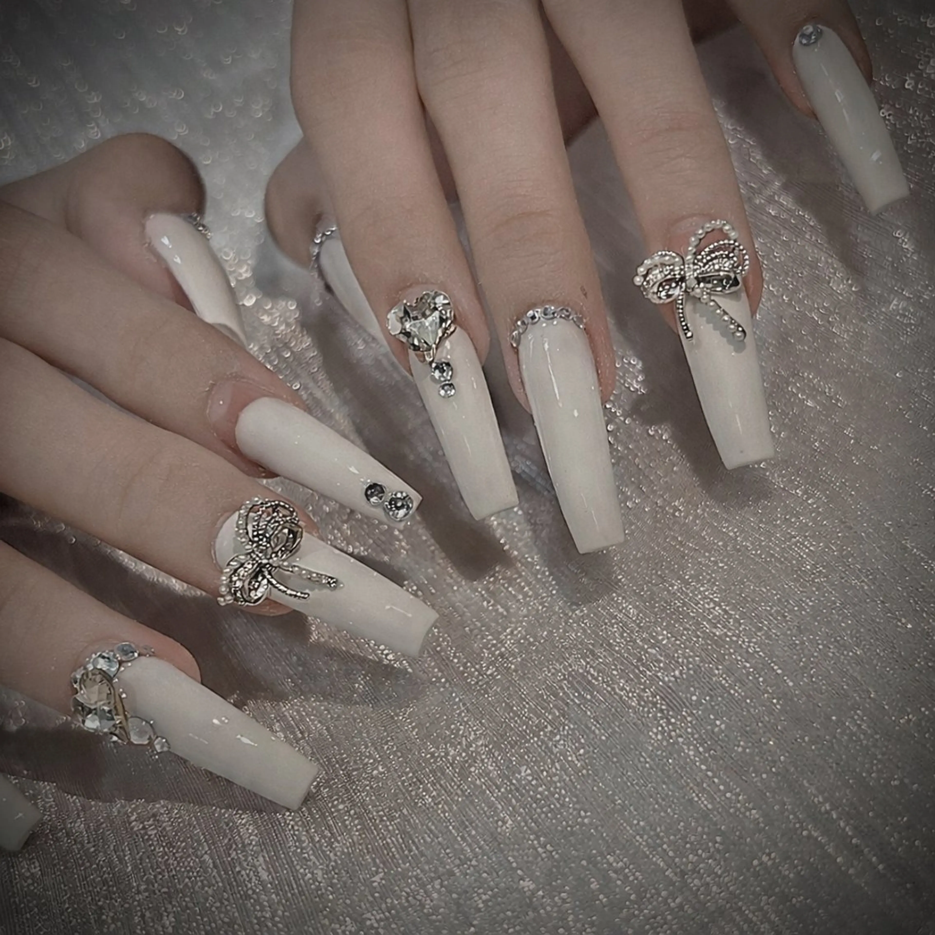 ネイル ハンドネイル Labon Nails Artのネイルデザイン