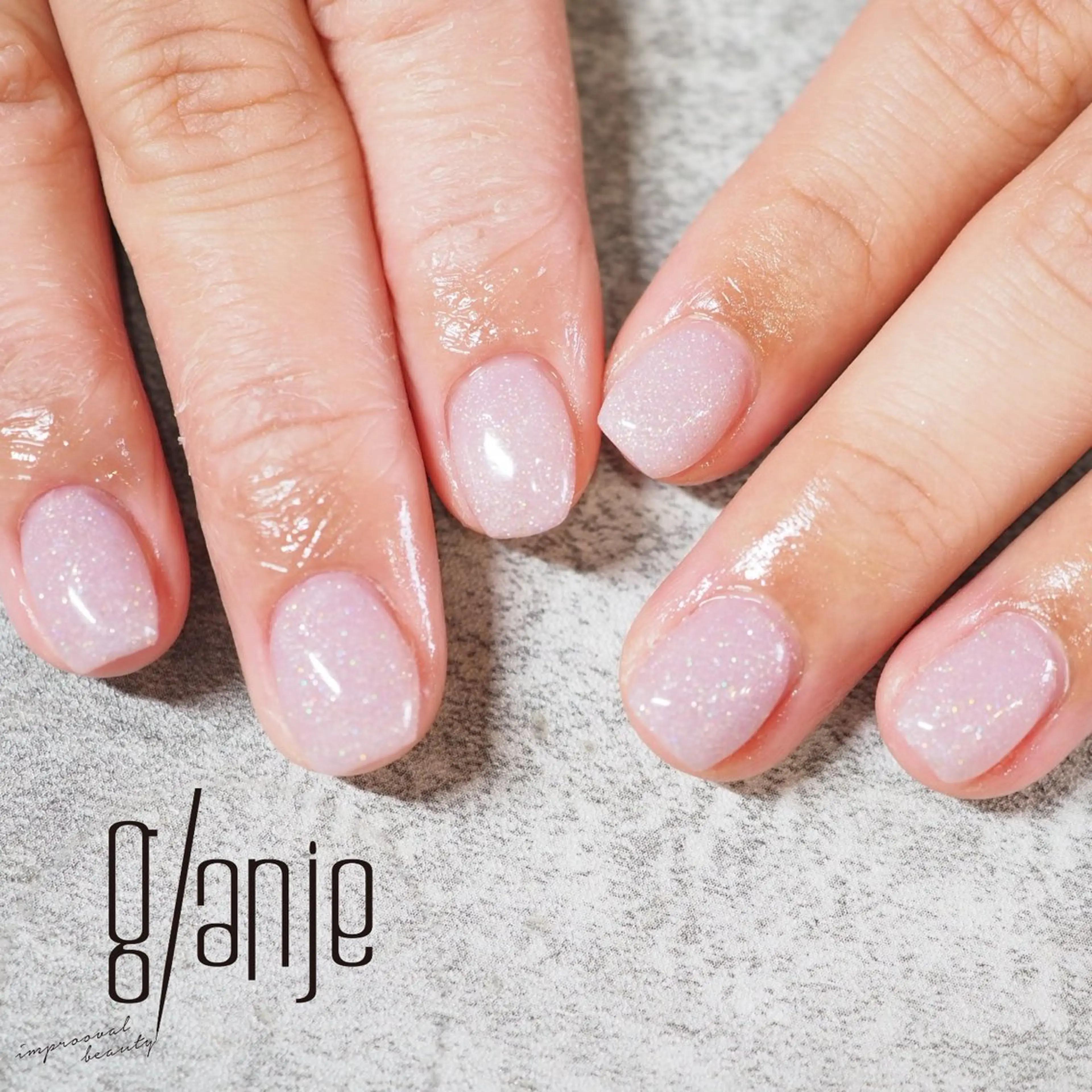 ネイル ハンドネイル glaNje aoiのネイルデザイン