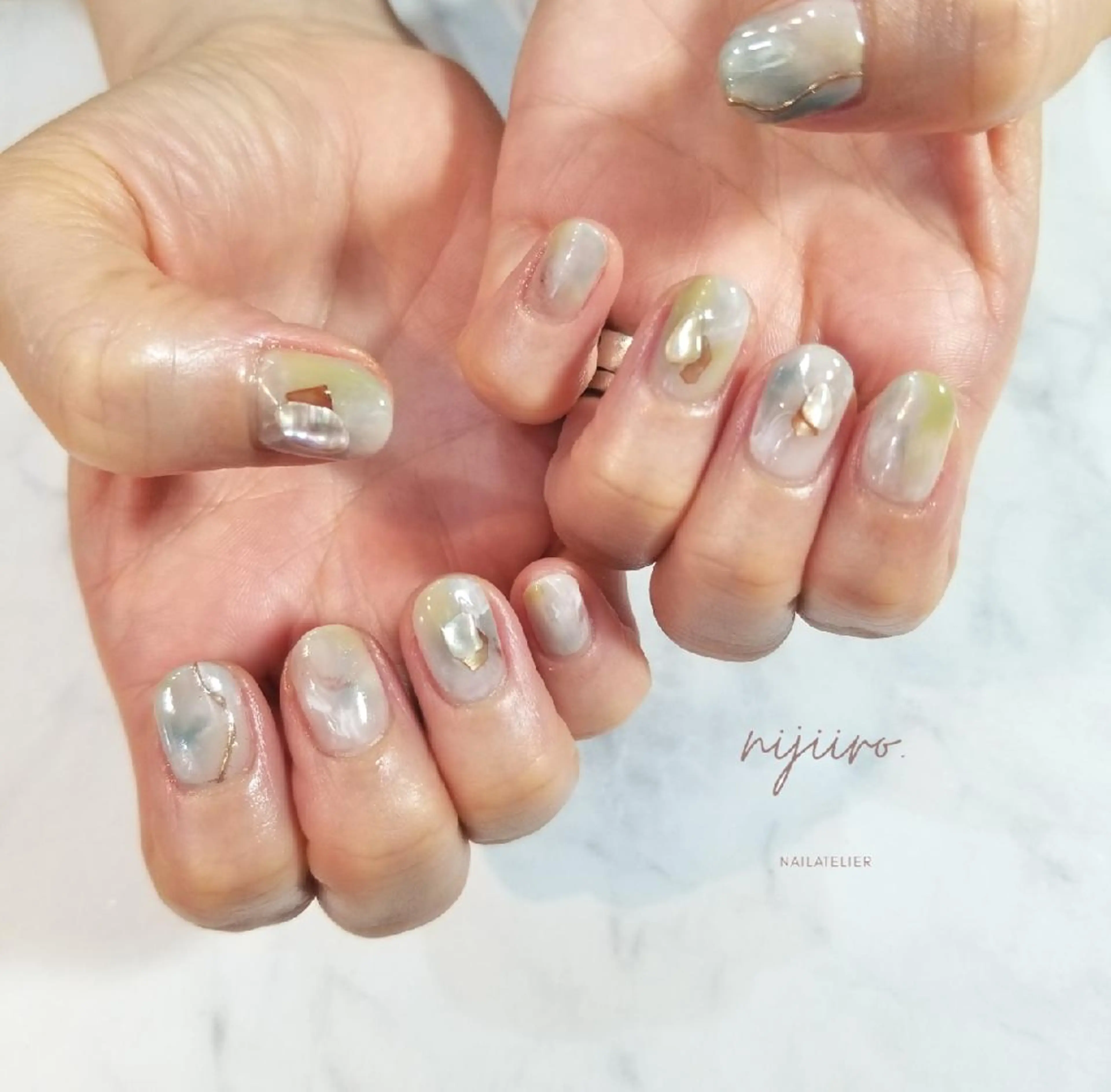 ネイル ハンドネイル nijiiro🌈 サトウのネイルデザイン