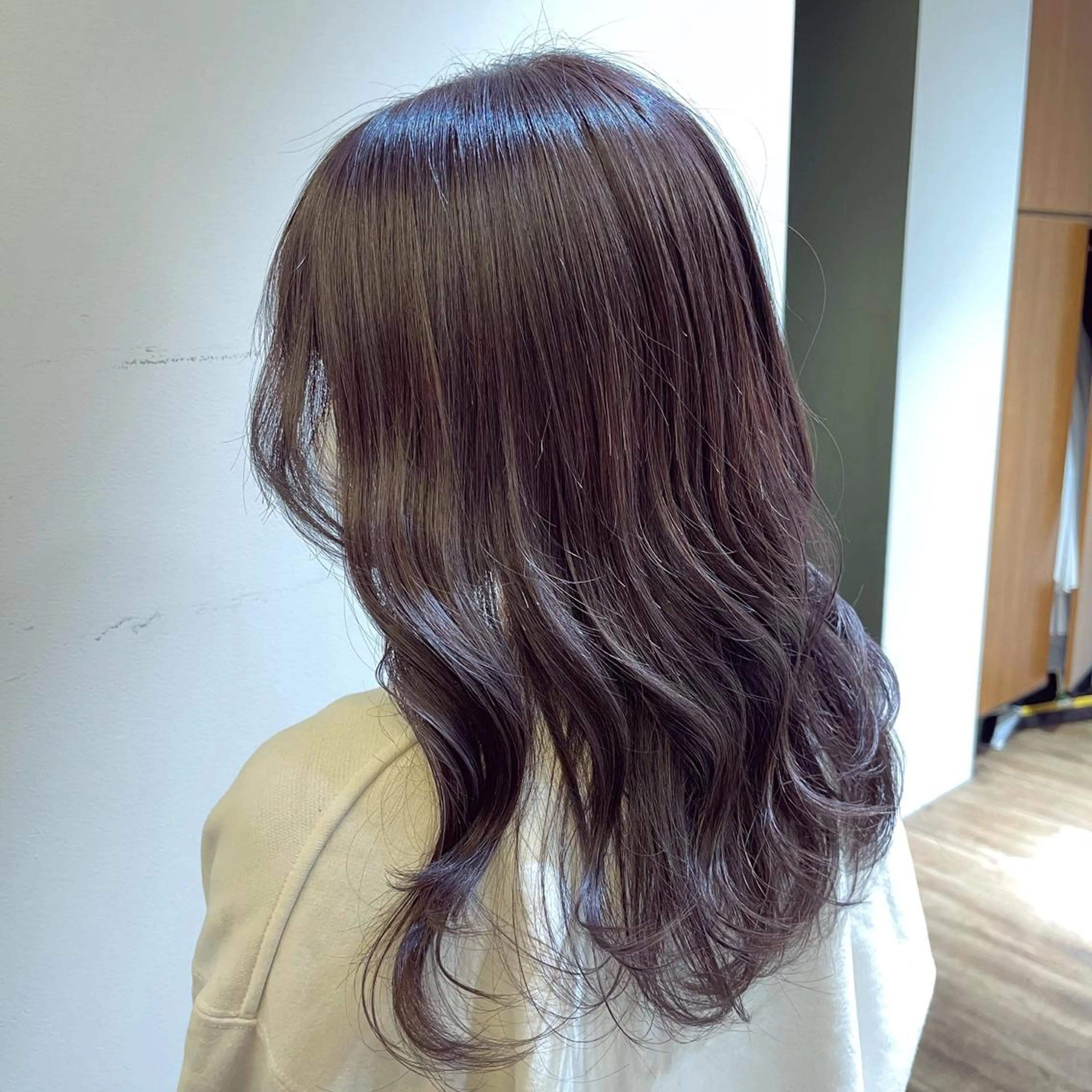 ミディアム カラー 透明感カラー カットモデル募集 /池袋　/理奈のエステ・リラクイメージ