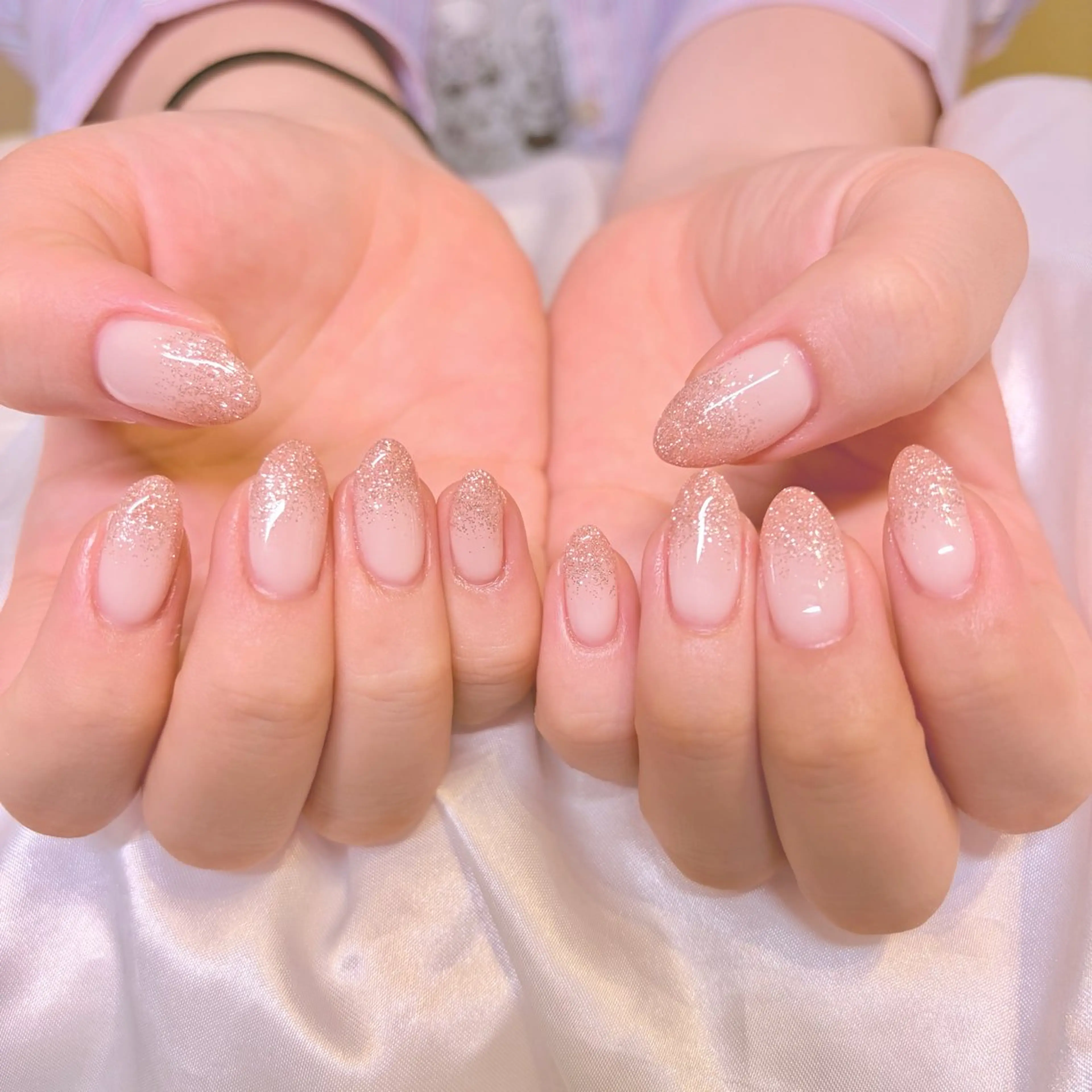 ネイル ラメ(グリッター) ラメグラデーション ハンドネイル nail salon e'mu💐のネイルデザイン