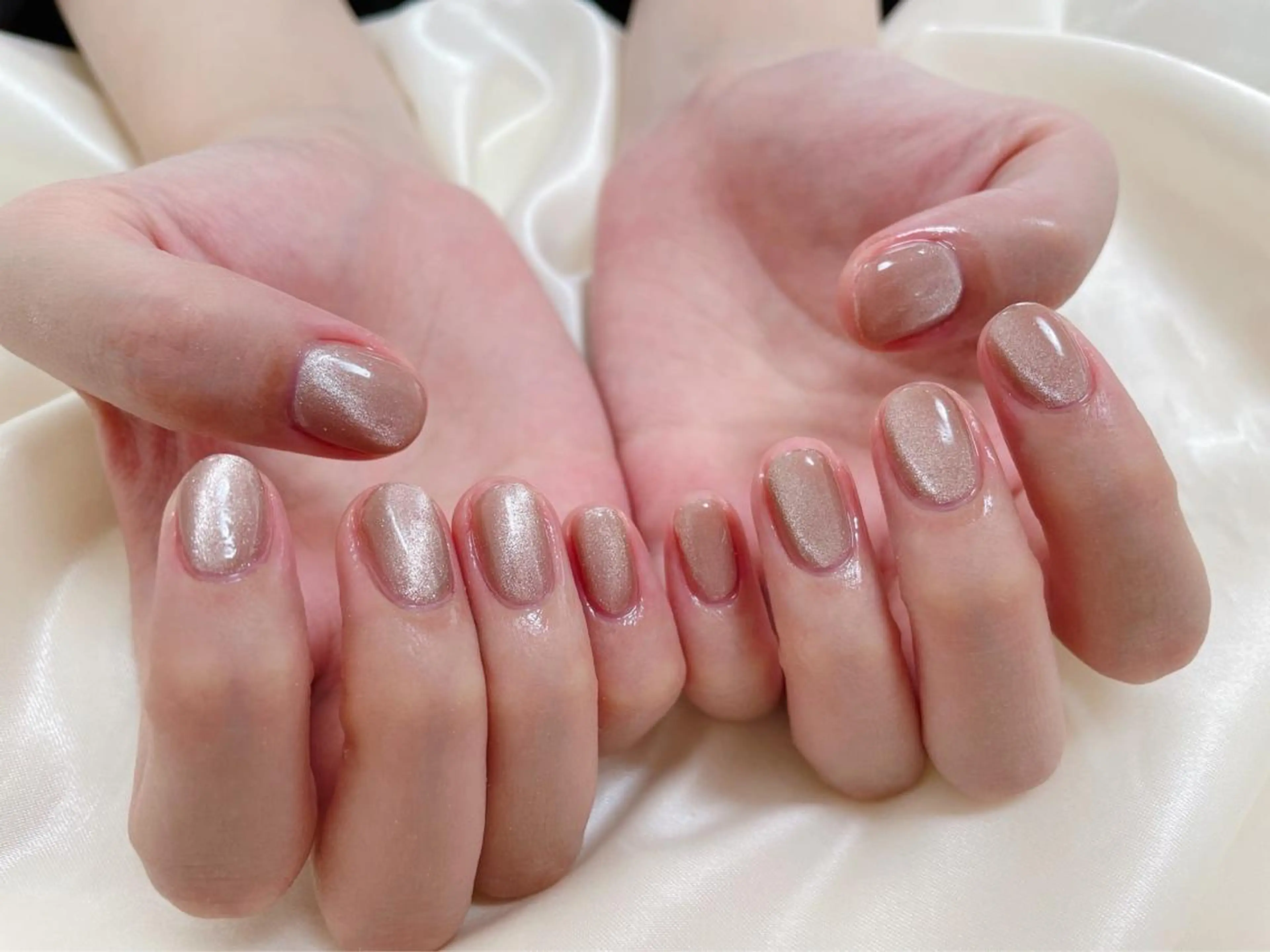 ネイル マグネットネイル ハンドネイル mogunail &blowのネイルデザイン