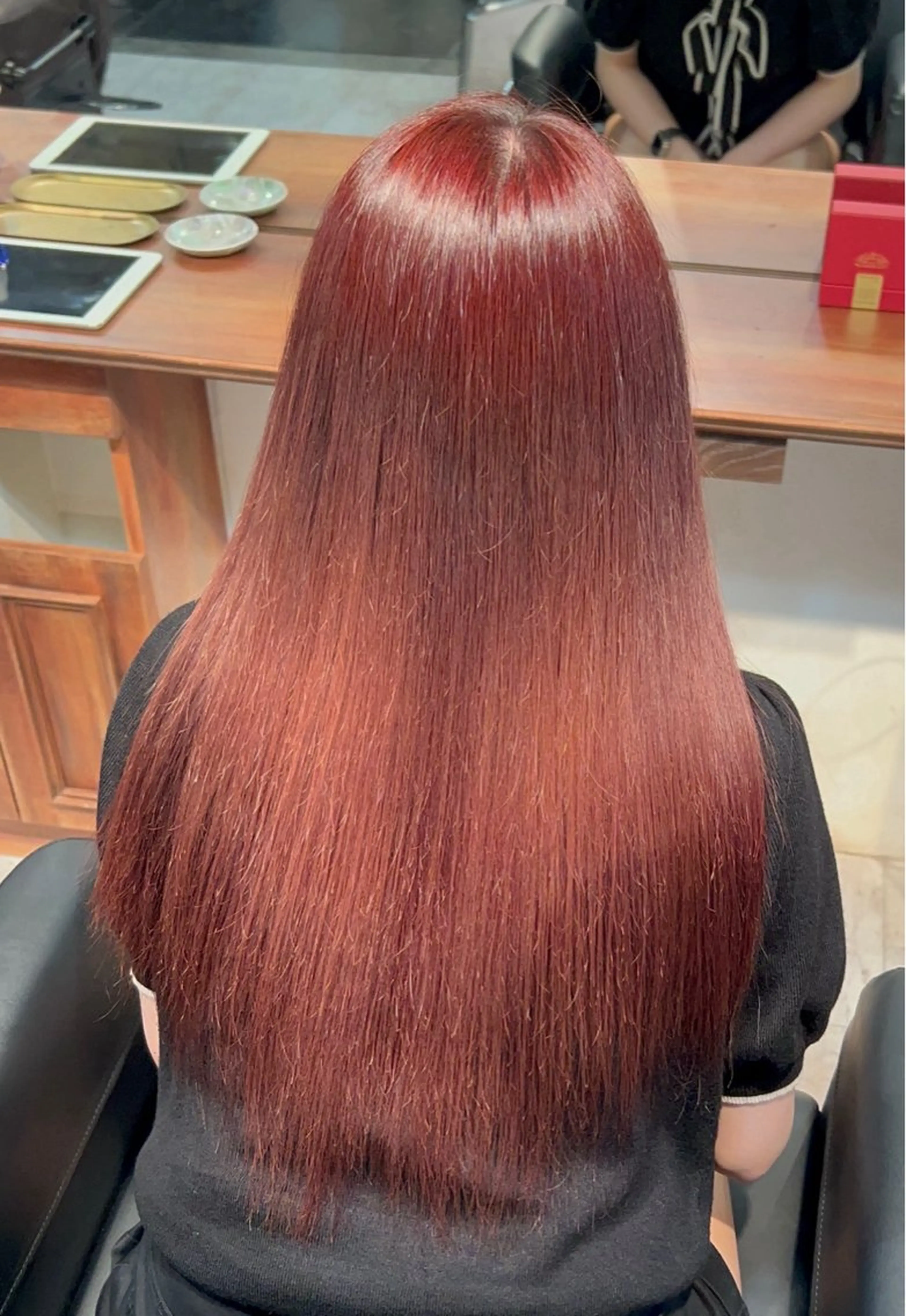 ロング カラー レッドカラー ロング トリートメント ナチュラルカラー 🪄🧸✨れなのヘアスタイル