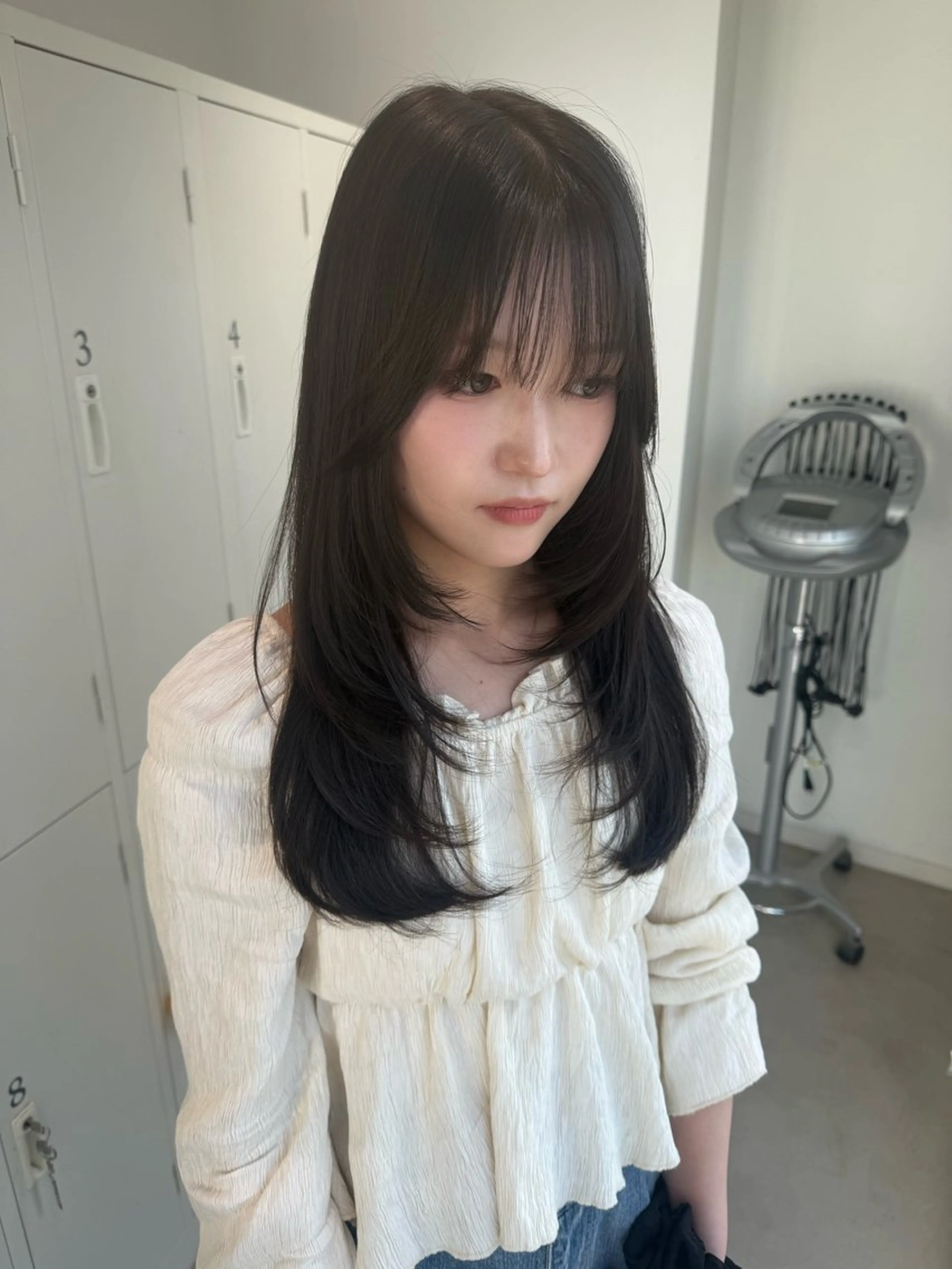 ロング 顔まわりレイヤー 顔周りカット レイヤーカット カット ヘアカラー 【副店長】DAYS 2nd 久木山湧也のヘアスタイル