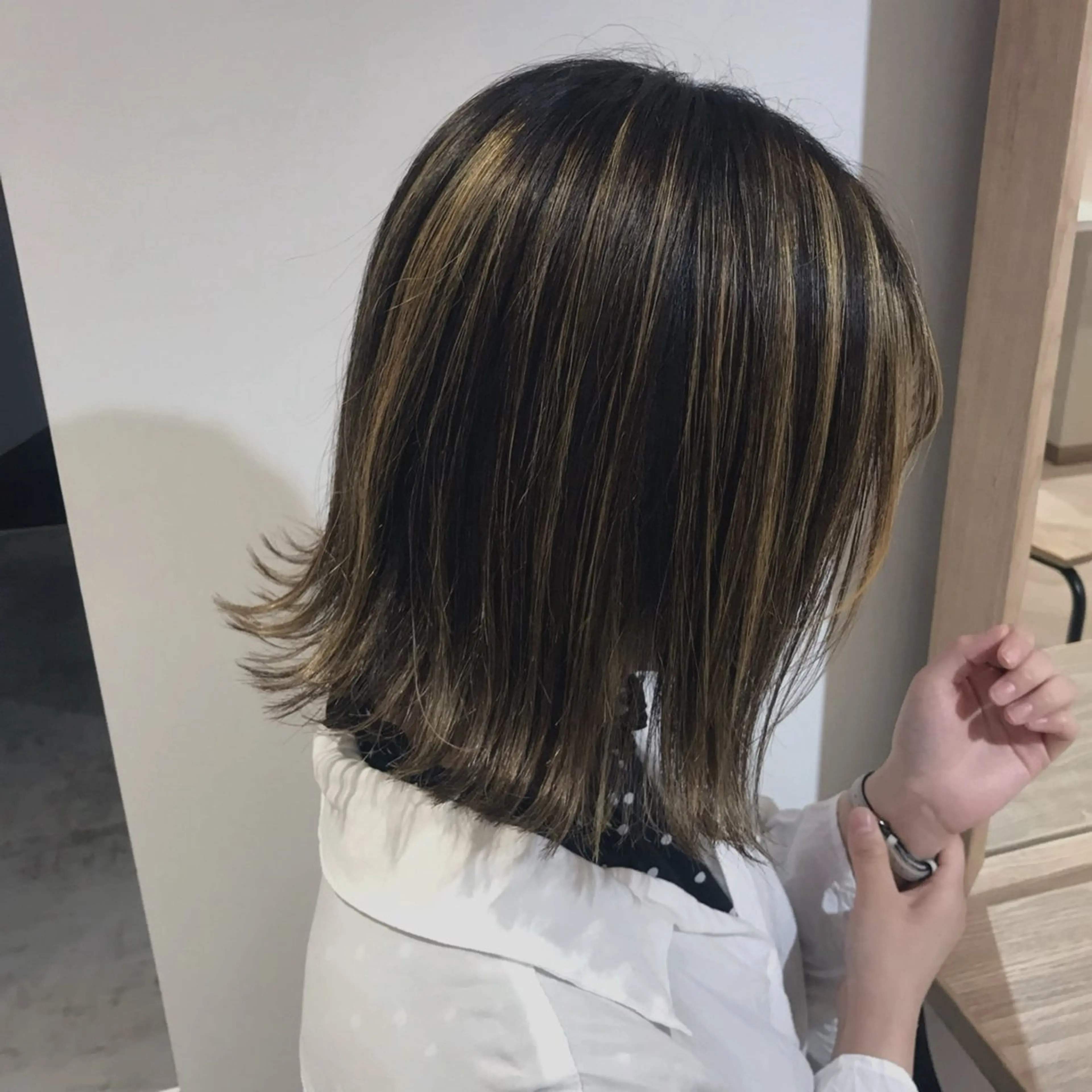 ミディアム レイヤー/ハッシュ カット🩵MAI🩵のヘアスタイル