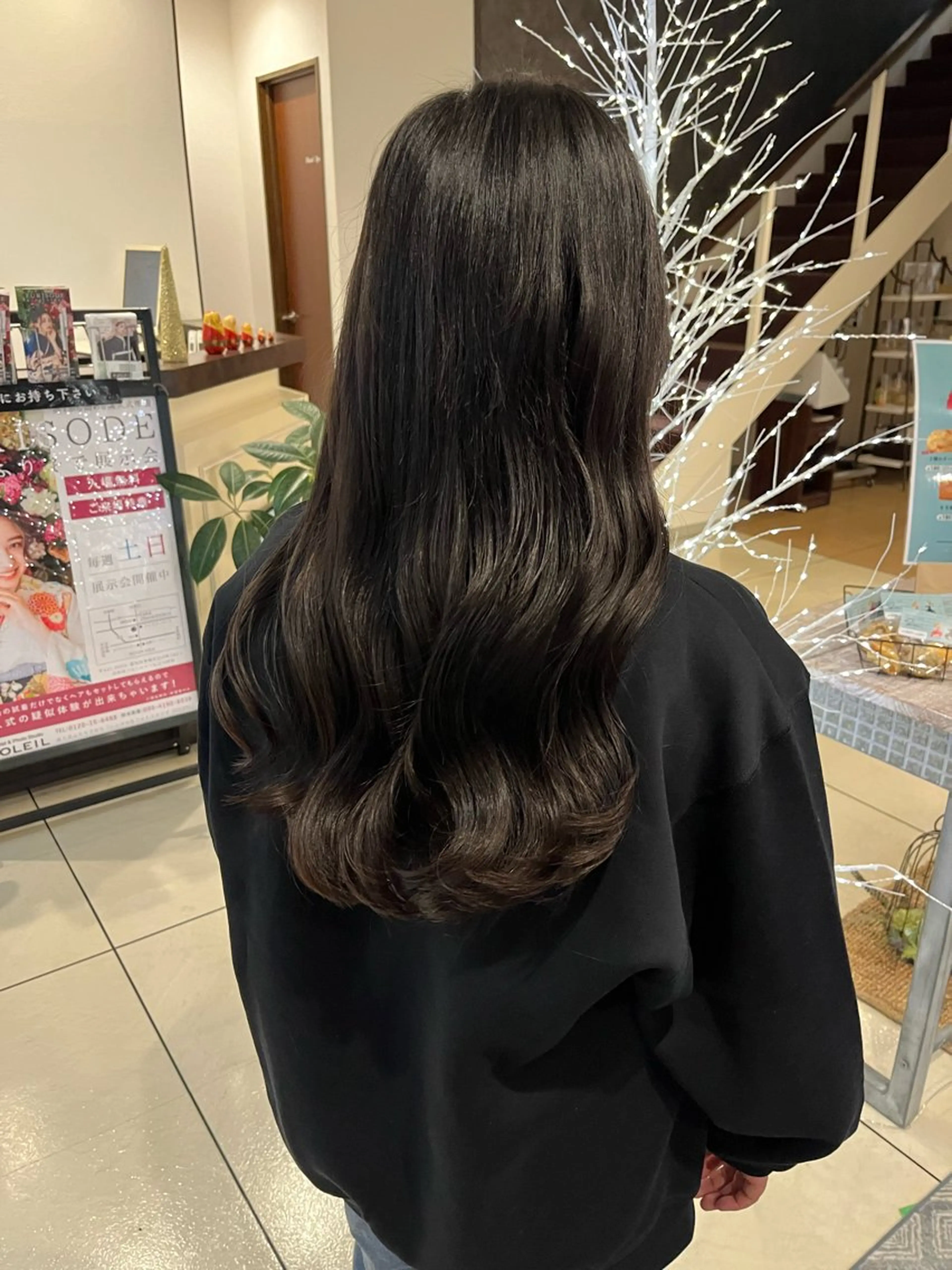 セミロング カラー ヘアアレンジ ちひろ /似合わせカラーのヘアスタイル