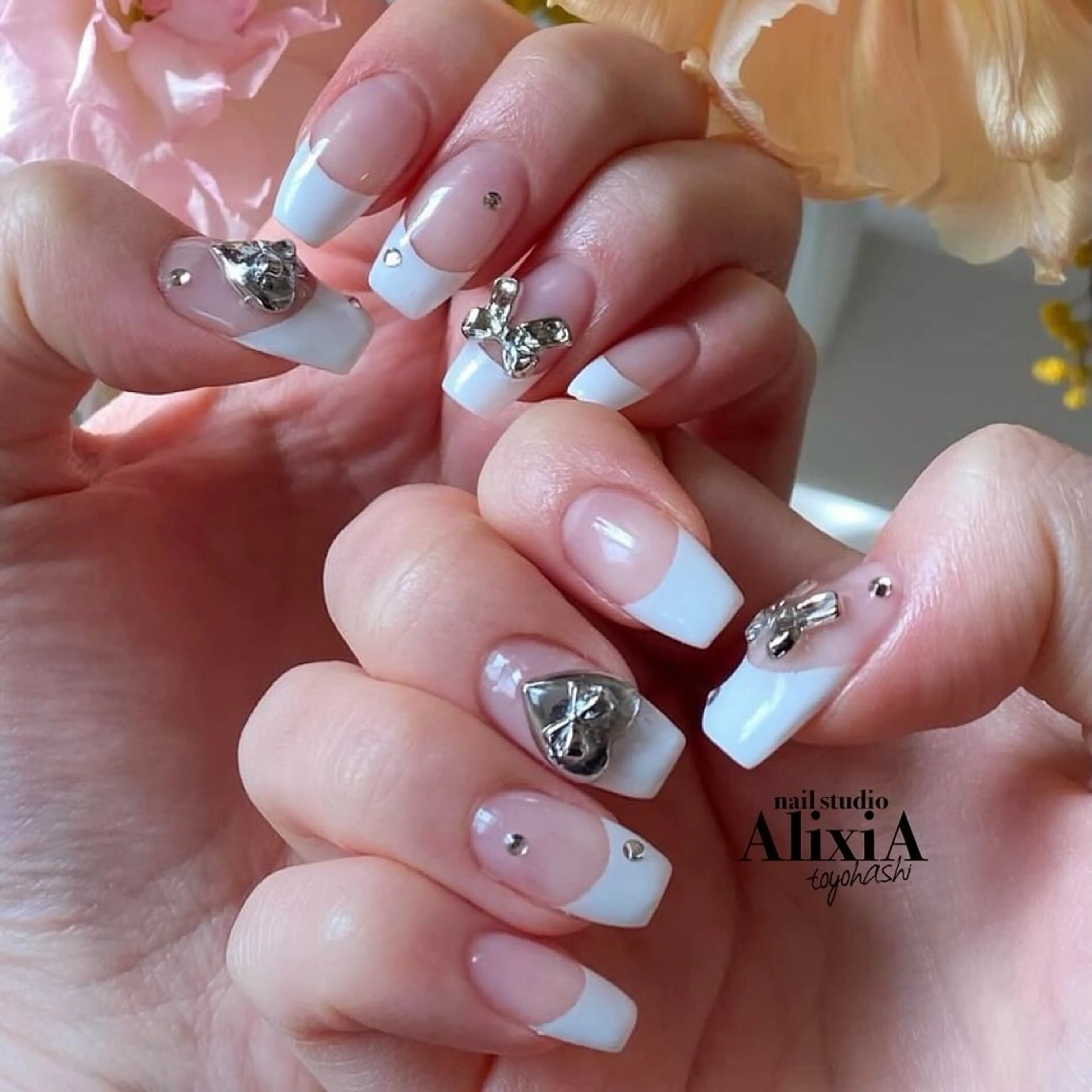 ネイル ハンドネイル AlixiA ゆみのネイルデザイン