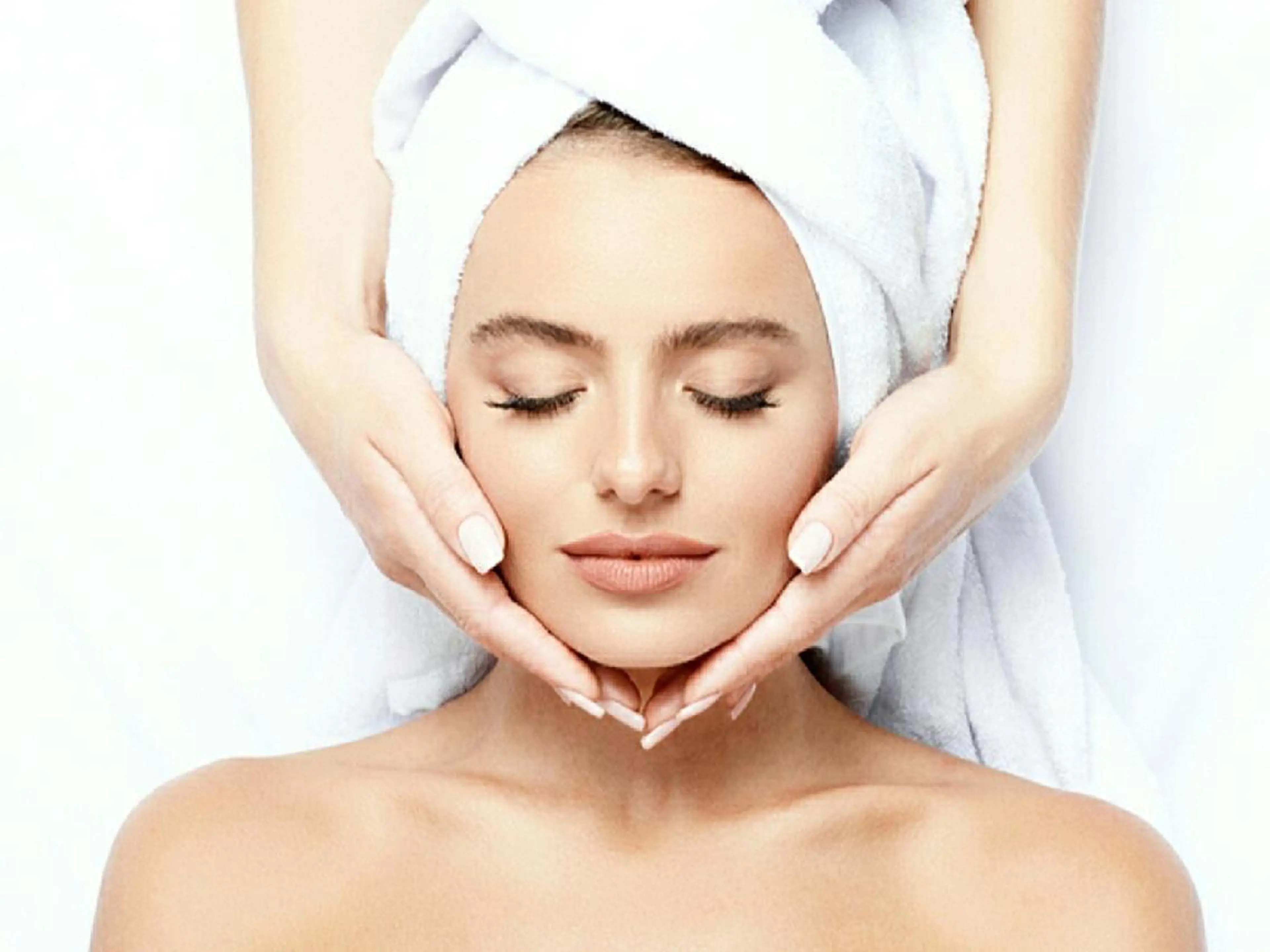 ★再来【全身脱毛+光フェイシャル美肌セット★¥17800】(うなじ・VIO込)+高濃度プラチナ保湿付♪の写真