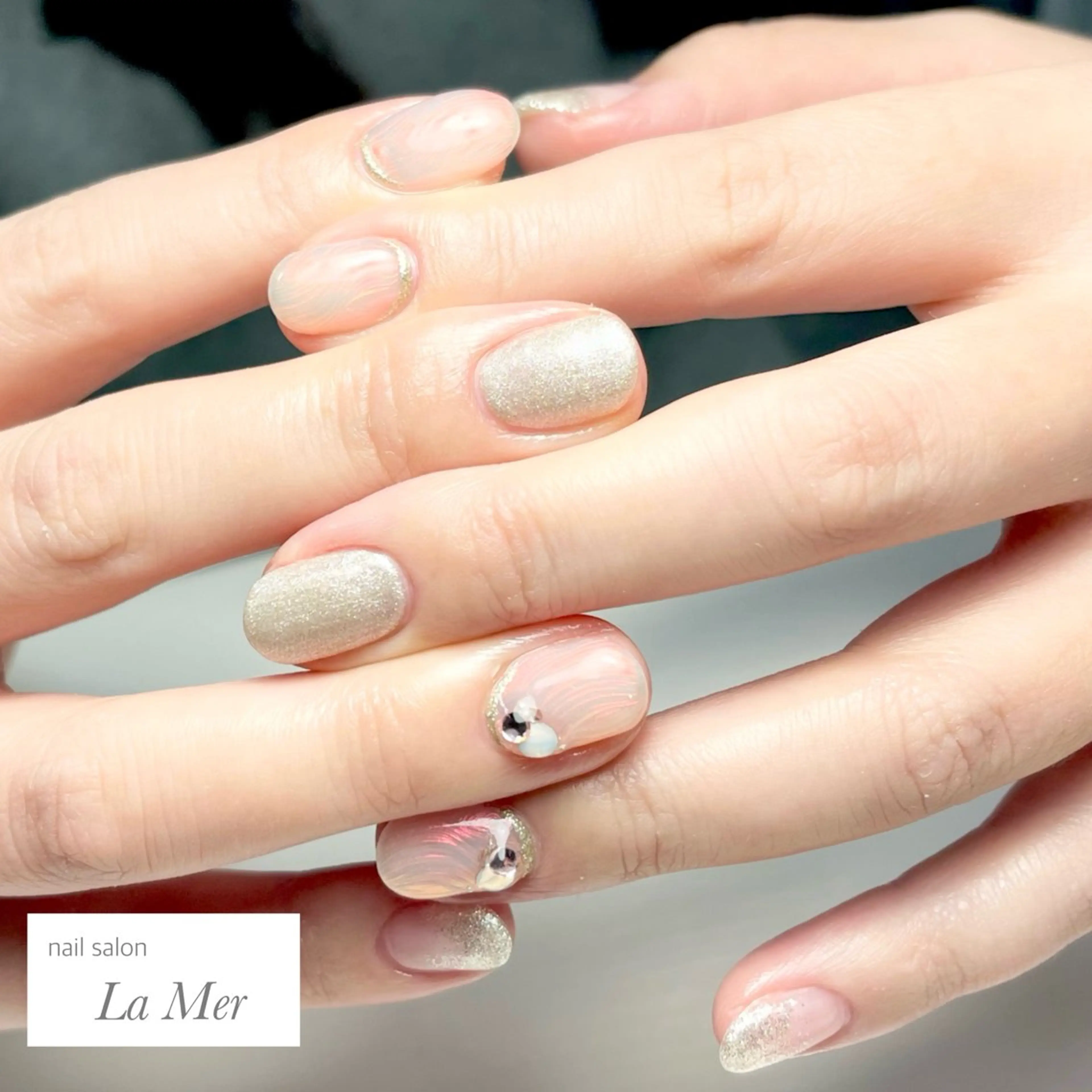 ネイル オーロラネイル マグネットネイル ニュアンスネイル シンプルネイル 冬ネイル ハンドネイル nailsalon La Merのネイルデザイン