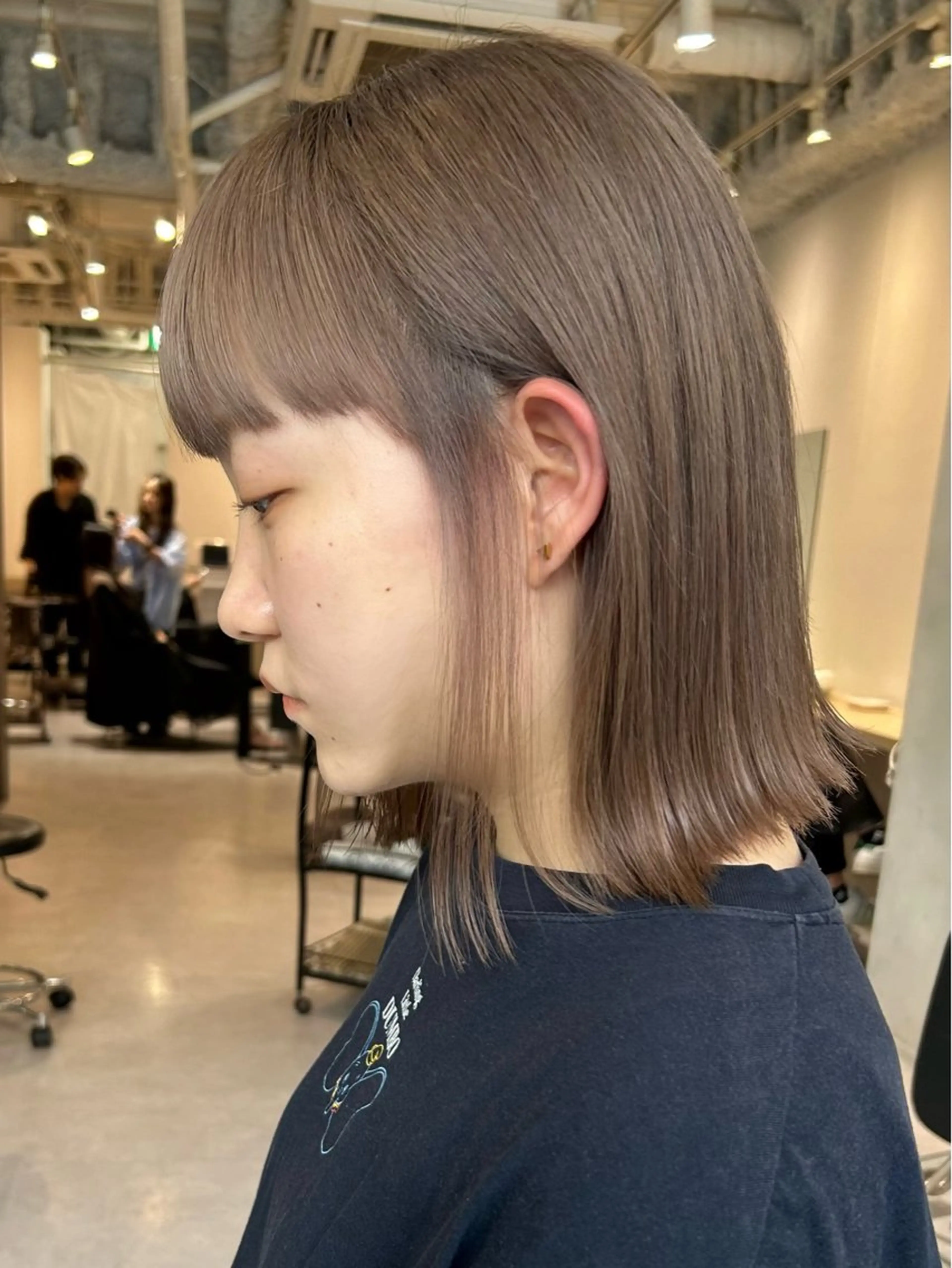 ミディアム ボブ 小出 彩水のヘアスタイル