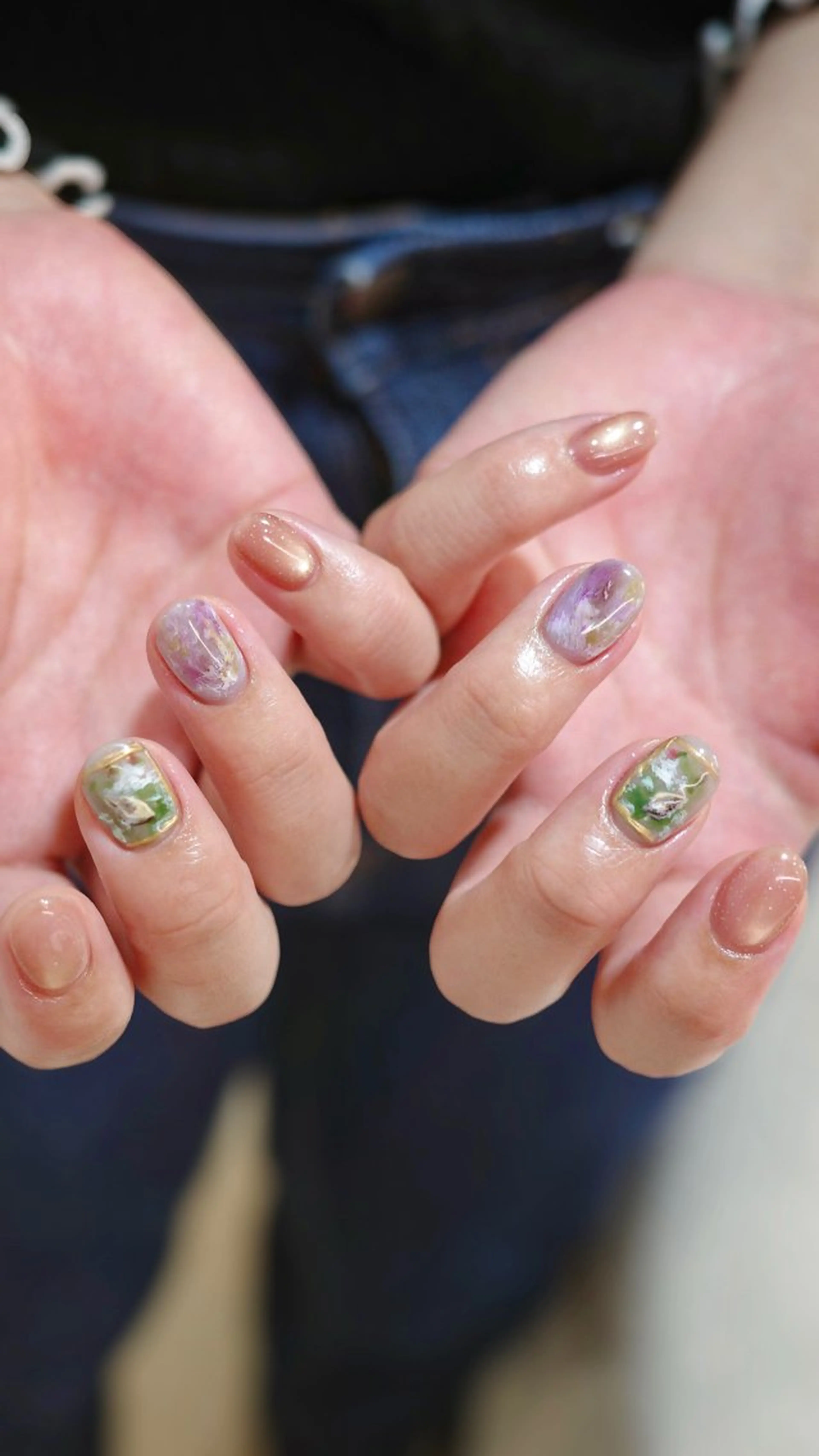 ネイル アートネイル フラッシュネイル フラッシュマグ フラワーネイル マグネットネイル ハンドネイル pointillé .ayaのネイルデザイン