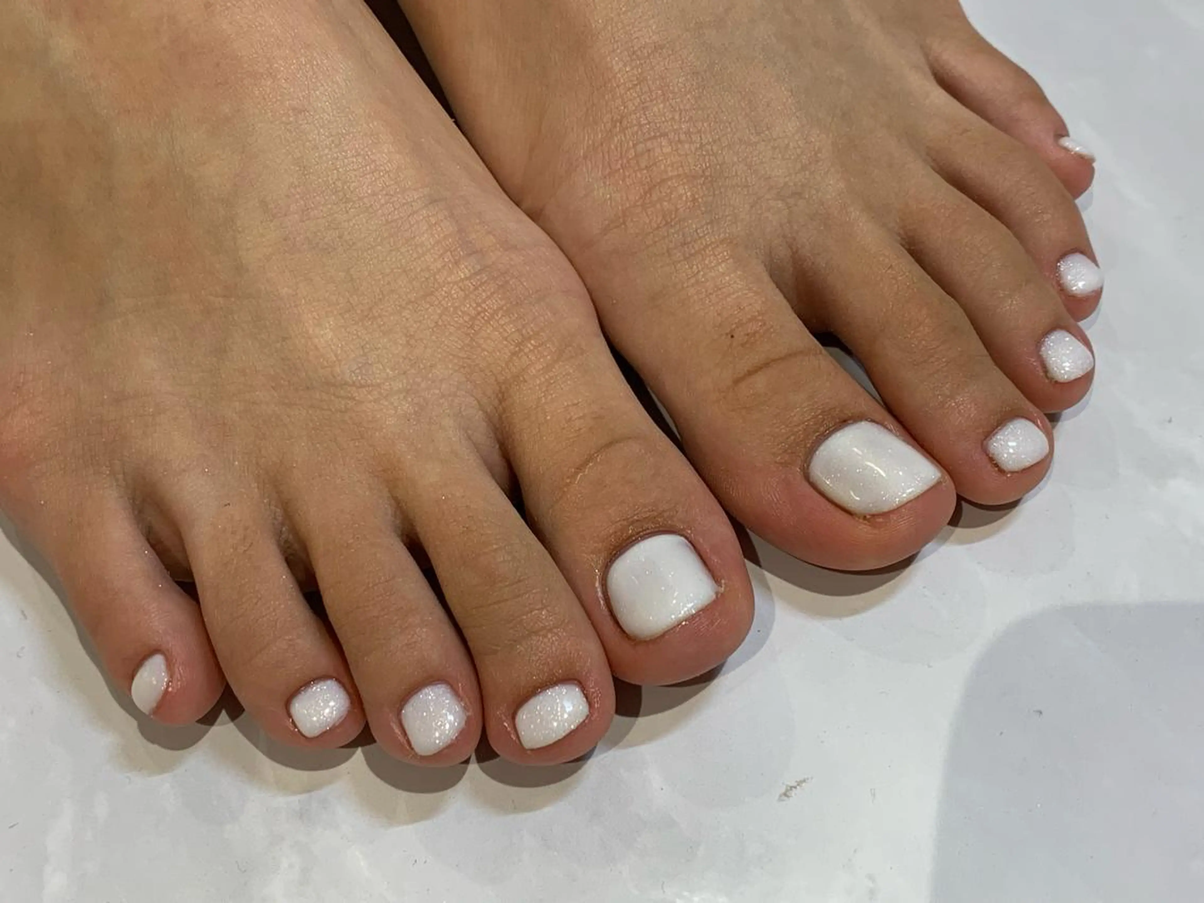 ネイル フットネイル ワンカラーネイル マキノ ユイのネイルデザイン